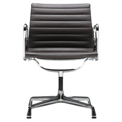 Aluminum Chairs by Charles & Ray Eames for Vitra, USA, 1958