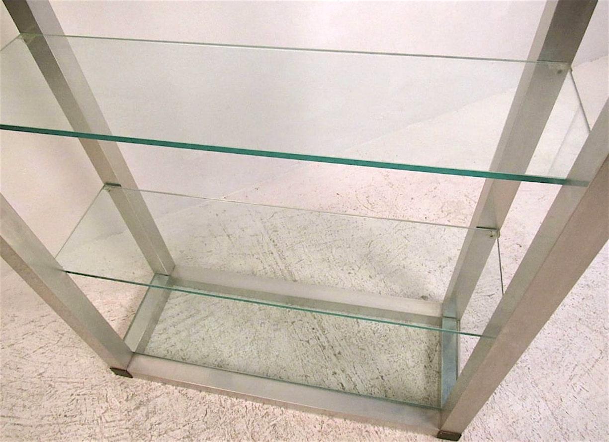 Aluminum & Glass Display Shelf In Good Condition For Sale In Brooklyn, NY
