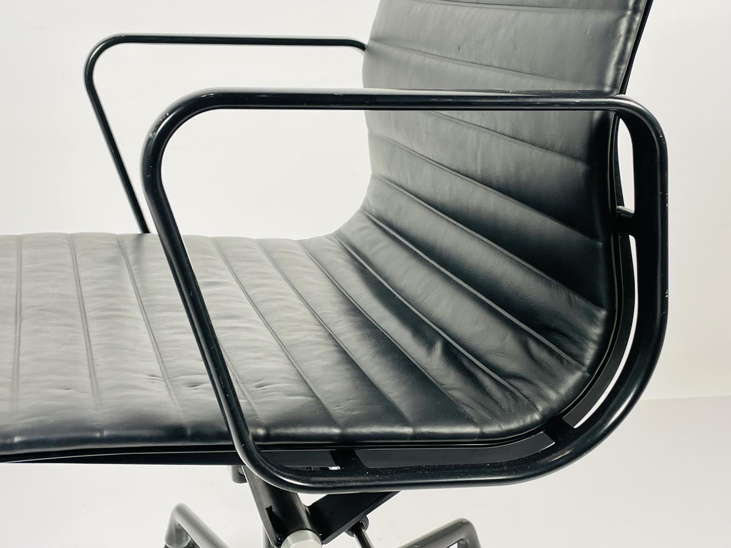 Aluminum Group Chair by Charles Eames for Herman Miller 5