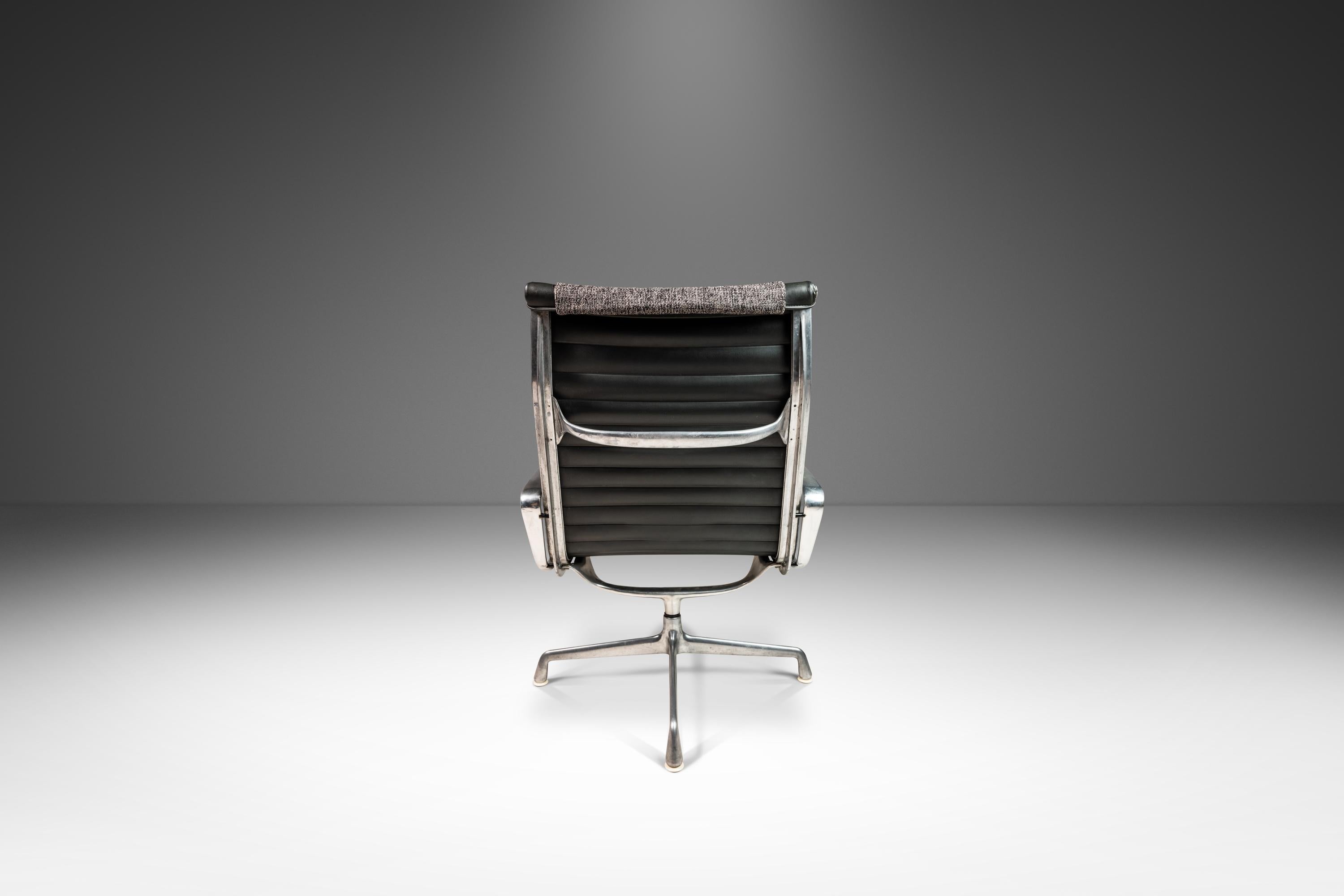 Aluminium Group EA 116 Stuhl von Charles & Ray Eames für Herman Miller, USA, 1990er Jahre (amerikanisch) im Angebot