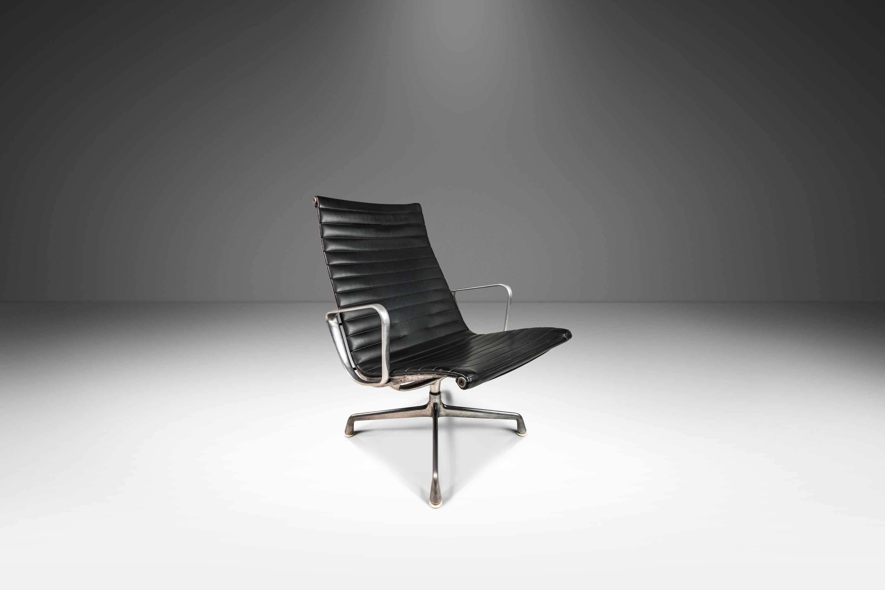 Aluminum Group EA 116 Chair by Charles & Ray Eames for Herman Miller, USA, 1990s For Sale 2