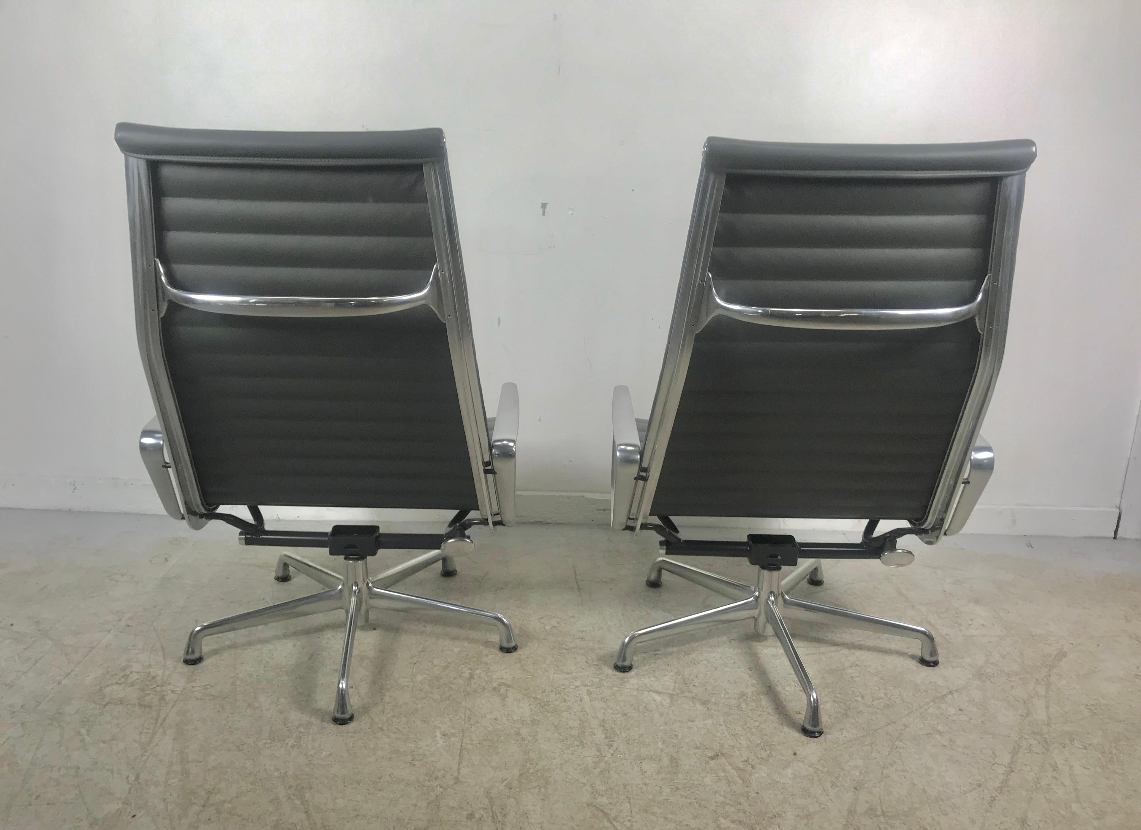 Aluminum Group Lounge Chairs by Charles Eames for Herman Miller, Custom Leather In Good Condition In Buffalo, NY