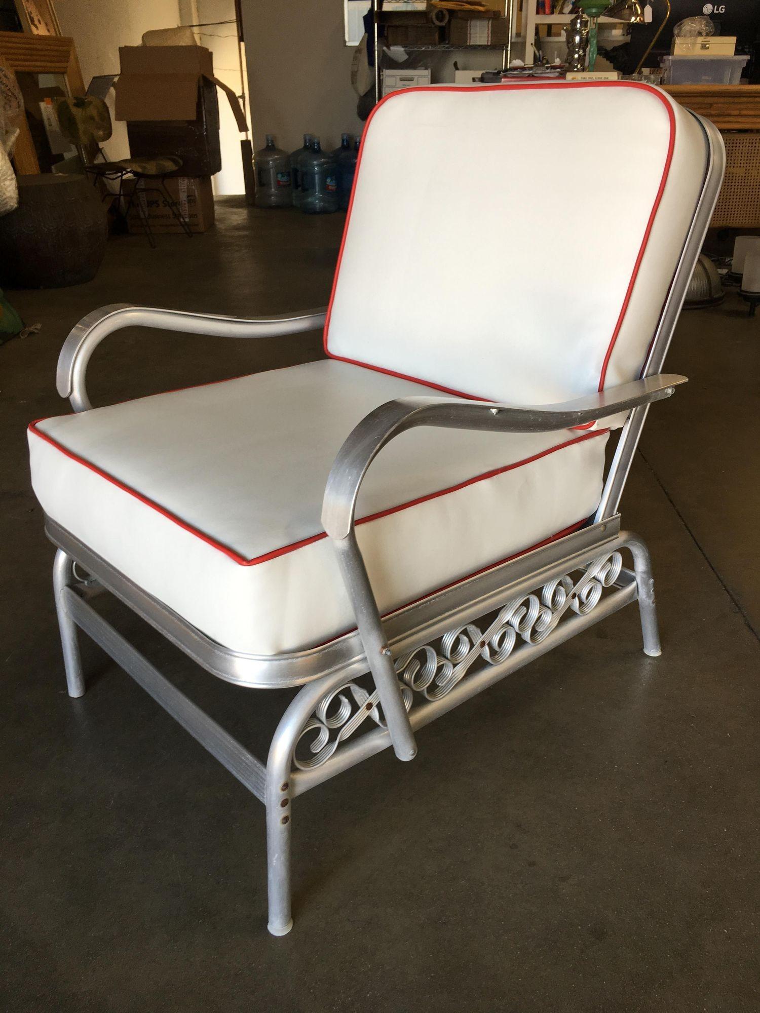 Aluminum Patio / Outdoor Lounge Chair with Scrolling Side, circa 1950 For Sale 3