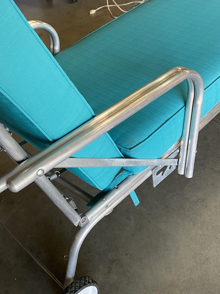 Aluminum Patio/Outdoor Recliner Chase Lounge For Sale at 1stDibs