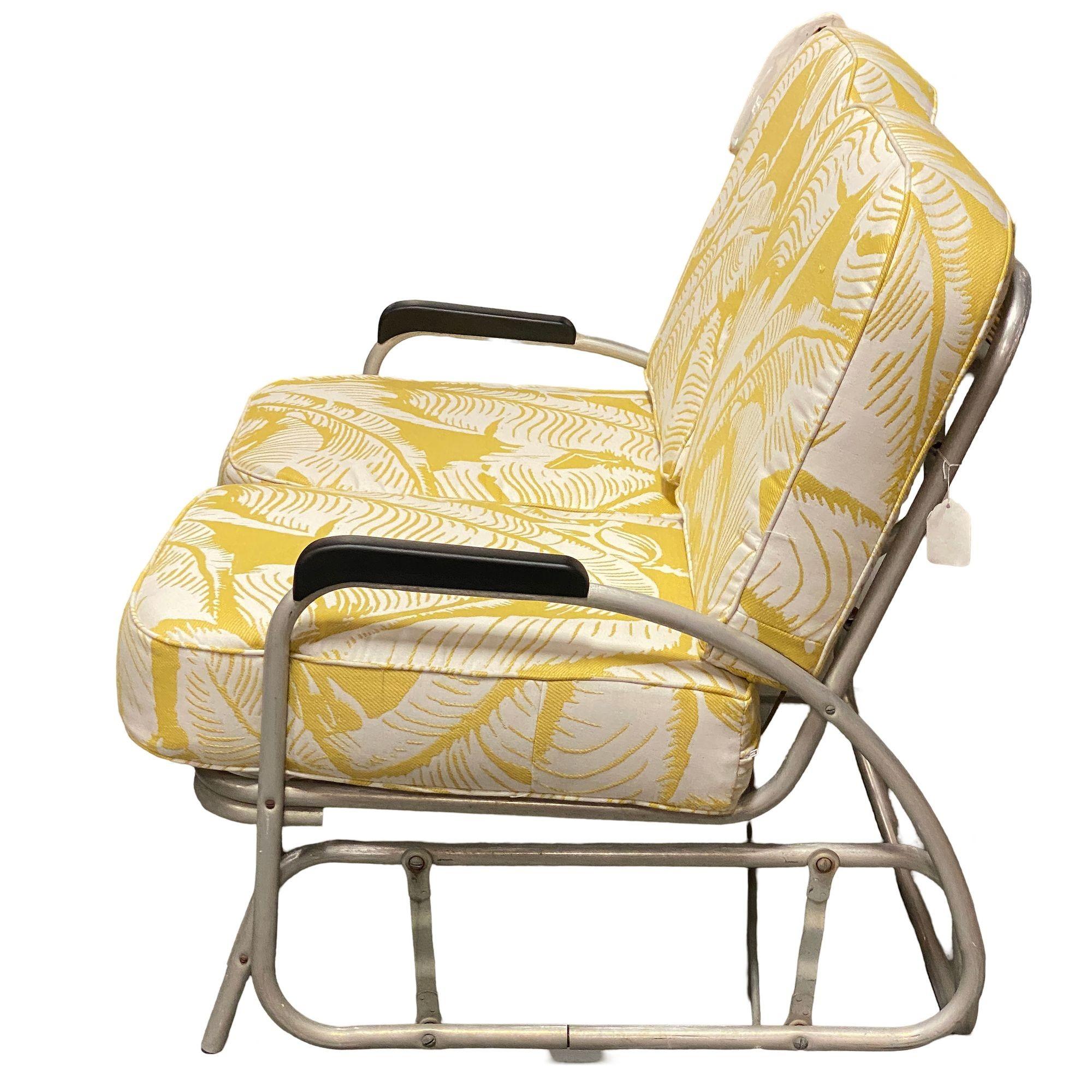 Milieu du XXe siècle Settee à bascule basculante en aluminium pour patio/extérieur avec bras Speed en vente