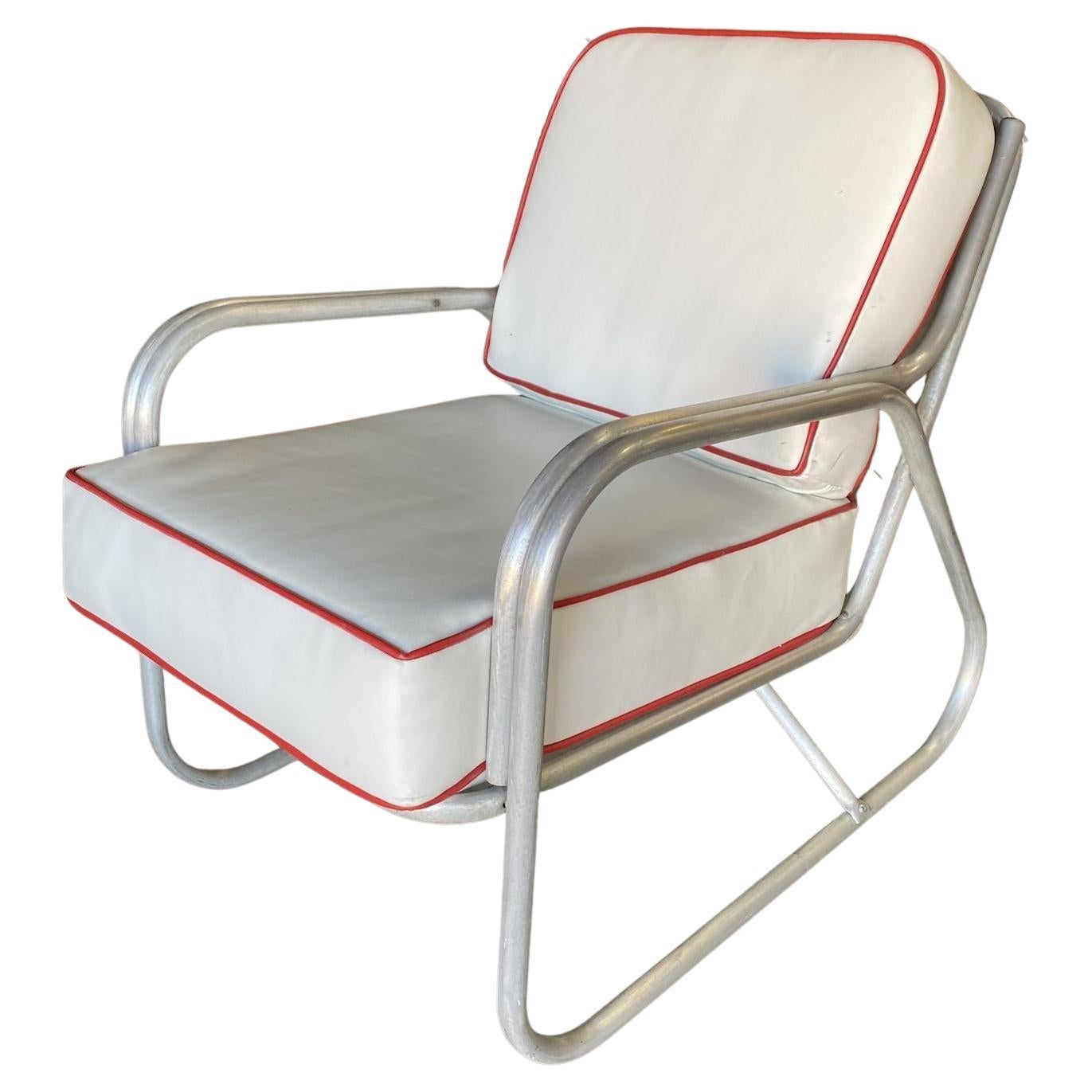 Aluminum Patio/Outdoor Mid-century Lounge Chair With Speed Arms For Sale