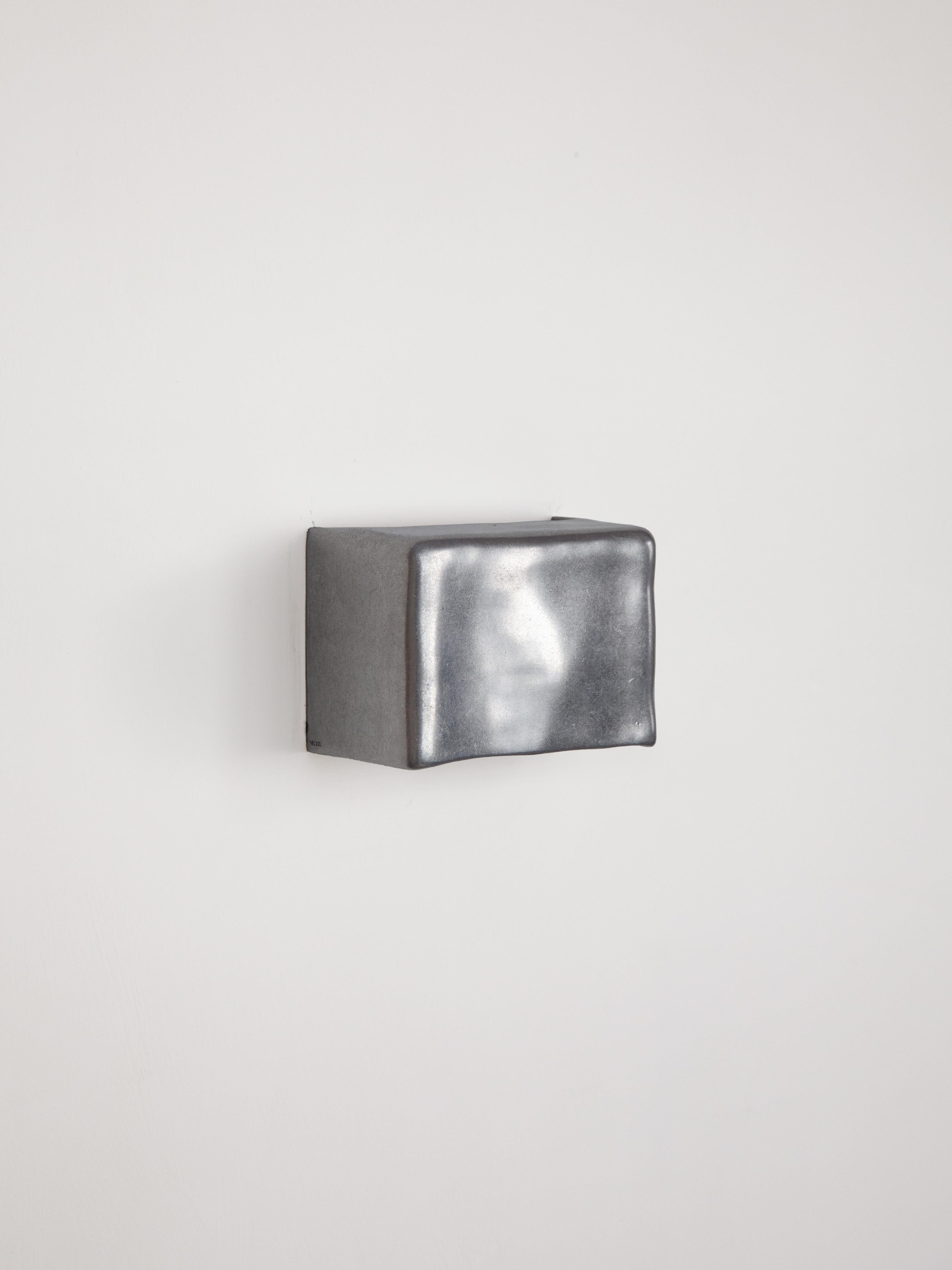 Aluminum Scape Wall Light by Stem Design In New Condition For Sale In Geneve, CH