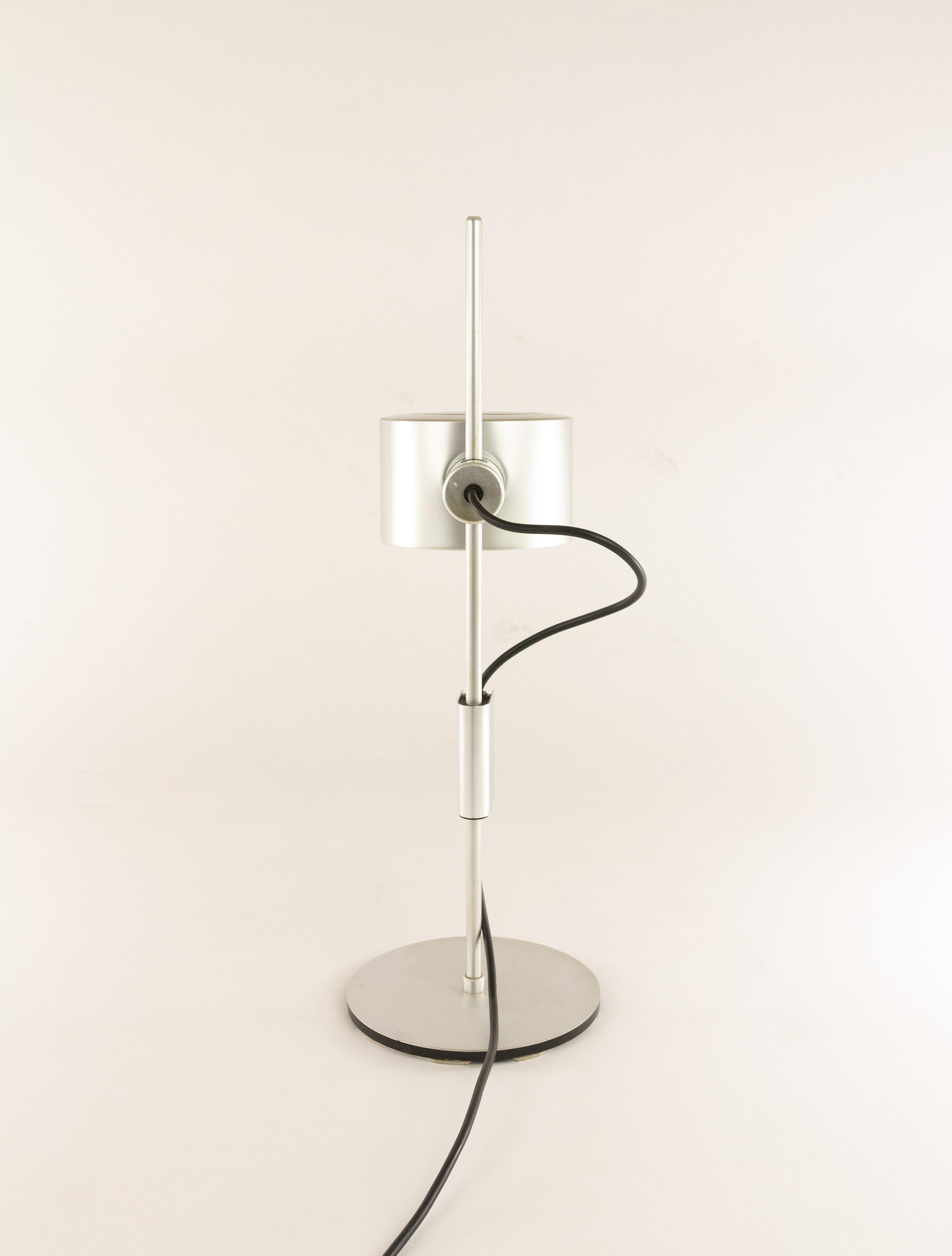 Aluminum Table Lamp by Ronald Homes for Conelight Limited, 1960s In Good Condition In Rotterdam, NL