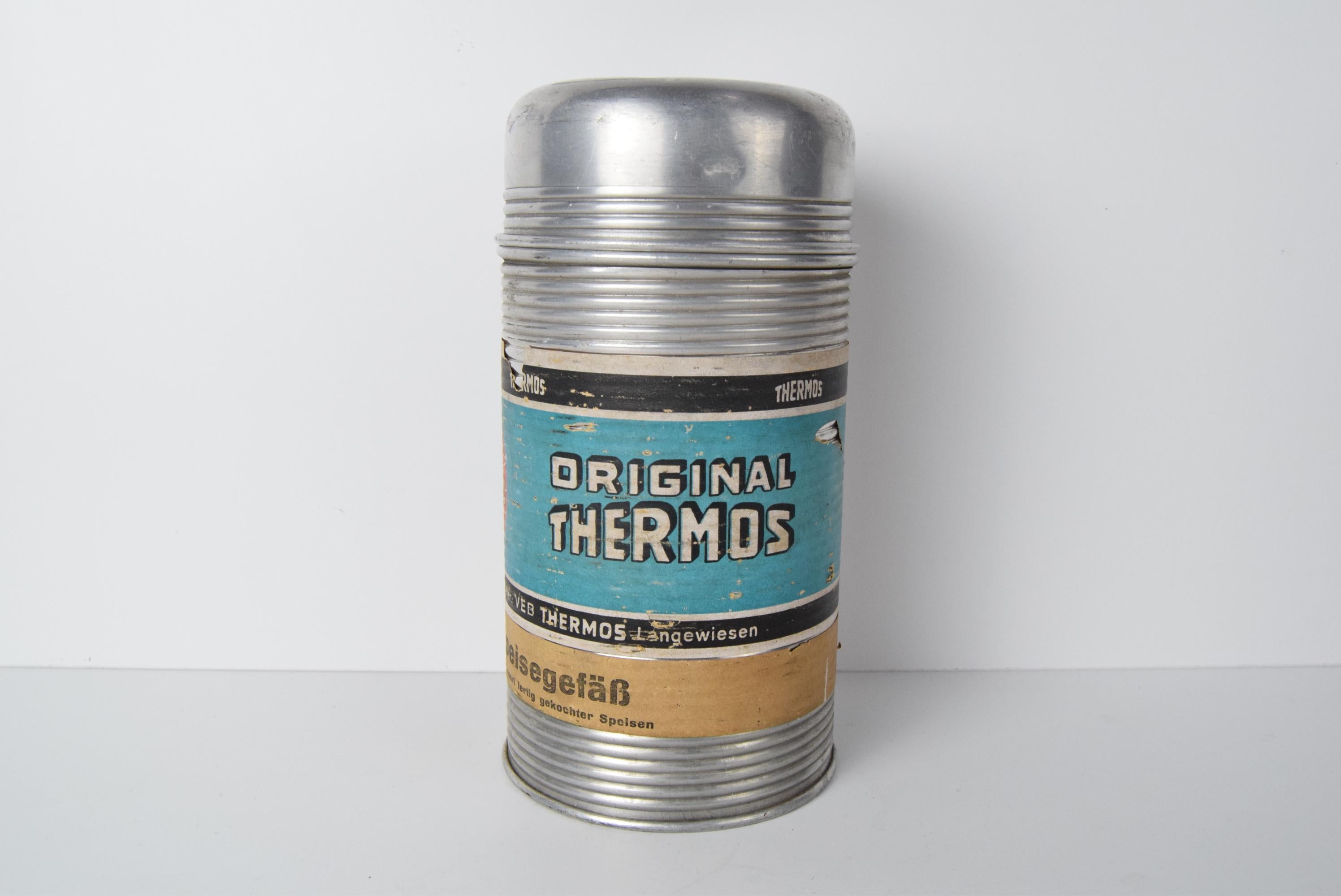 
Made in Germany
Made of Aluminum,Glass,Cork
The thermos has the original label
The aluminum surface shows signs of use, it is wrinkled, the inner part is undamaged
fully functional
Original condition