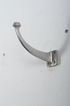 Aluminium-Wandmantelhaken aus Aluminium, Oswald Haerdtl zugeschrieben