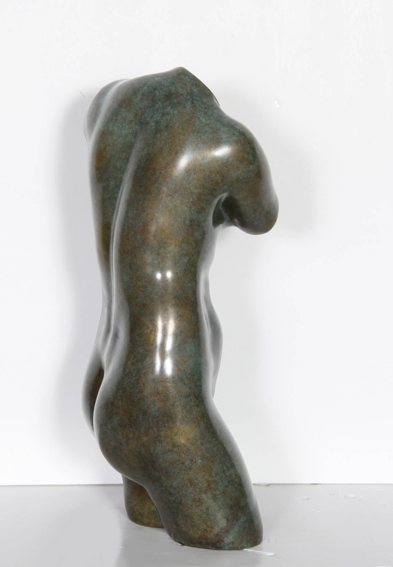 Artist: Alva Studios
Title: Venus
Year: 1928
Medium: Bronze Sculpture
Size: 17 in. x 7 in. x 5 in. (43.18 cm x 17.78 cm x 12.7 cm)