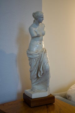 Alva Studios Venus de Milo sculpture, 1955 mid-century