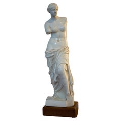 Vintage Alva Studios Venus de Milo sculpture, 1955 mid-century
