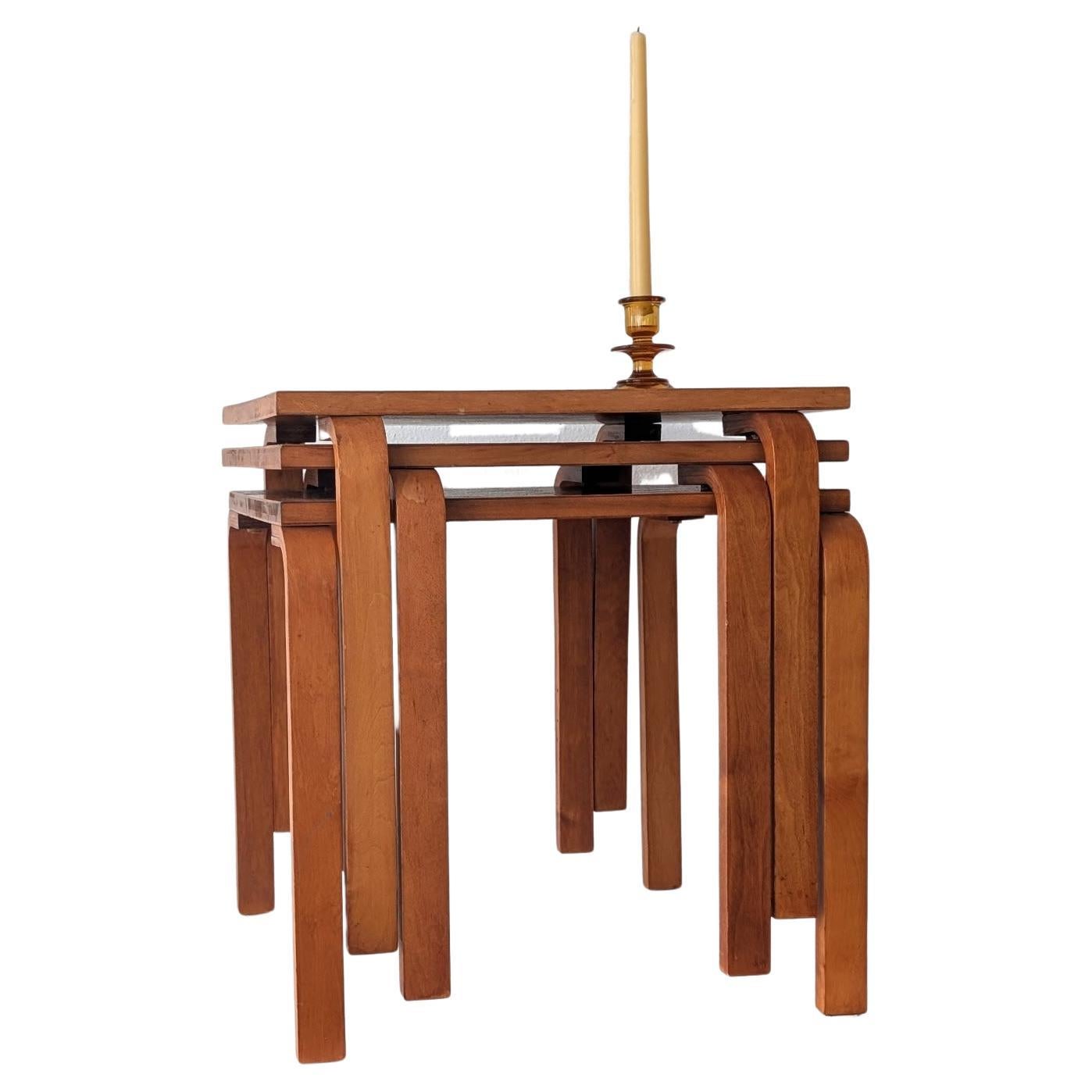 Alvar Aalto, 1950, Tavolini impilabili, set di 3 in vendita