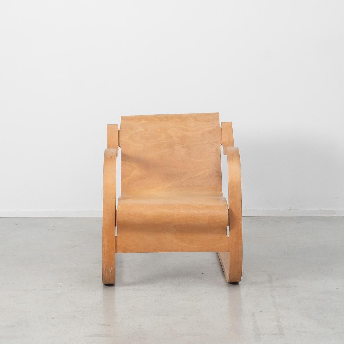 Modern Alvar Aalto 31 Lounge Chair for the Paimio Sanitorium, Finland, 1931