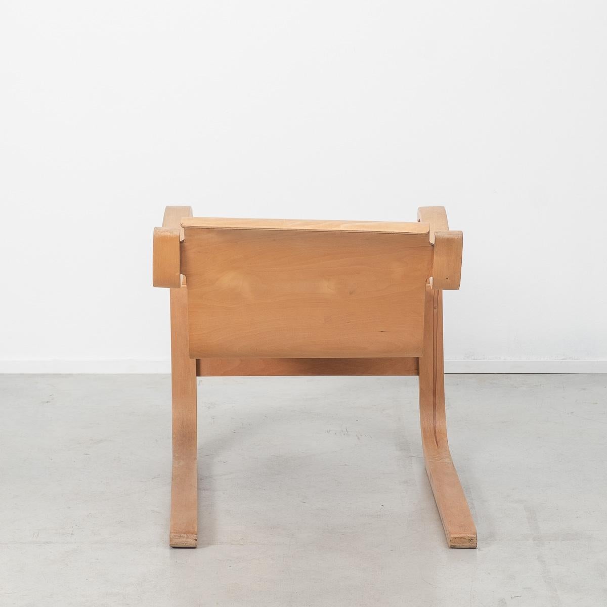 Finnish Alvar Aalto 31 Lounge Chair for the Paimio Sanitorium, Finland, 1931