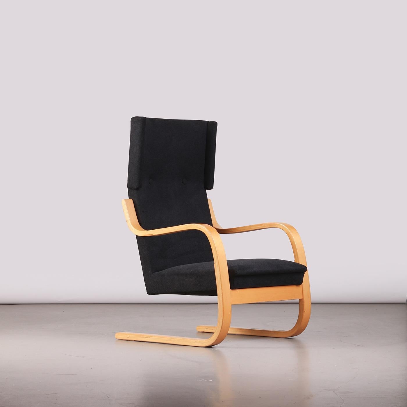 Alvar Aalto '36/401' Cantilever Armchairs in Birch and Black Fabric, 1950s (Skandinavische Moderne) im Angebot