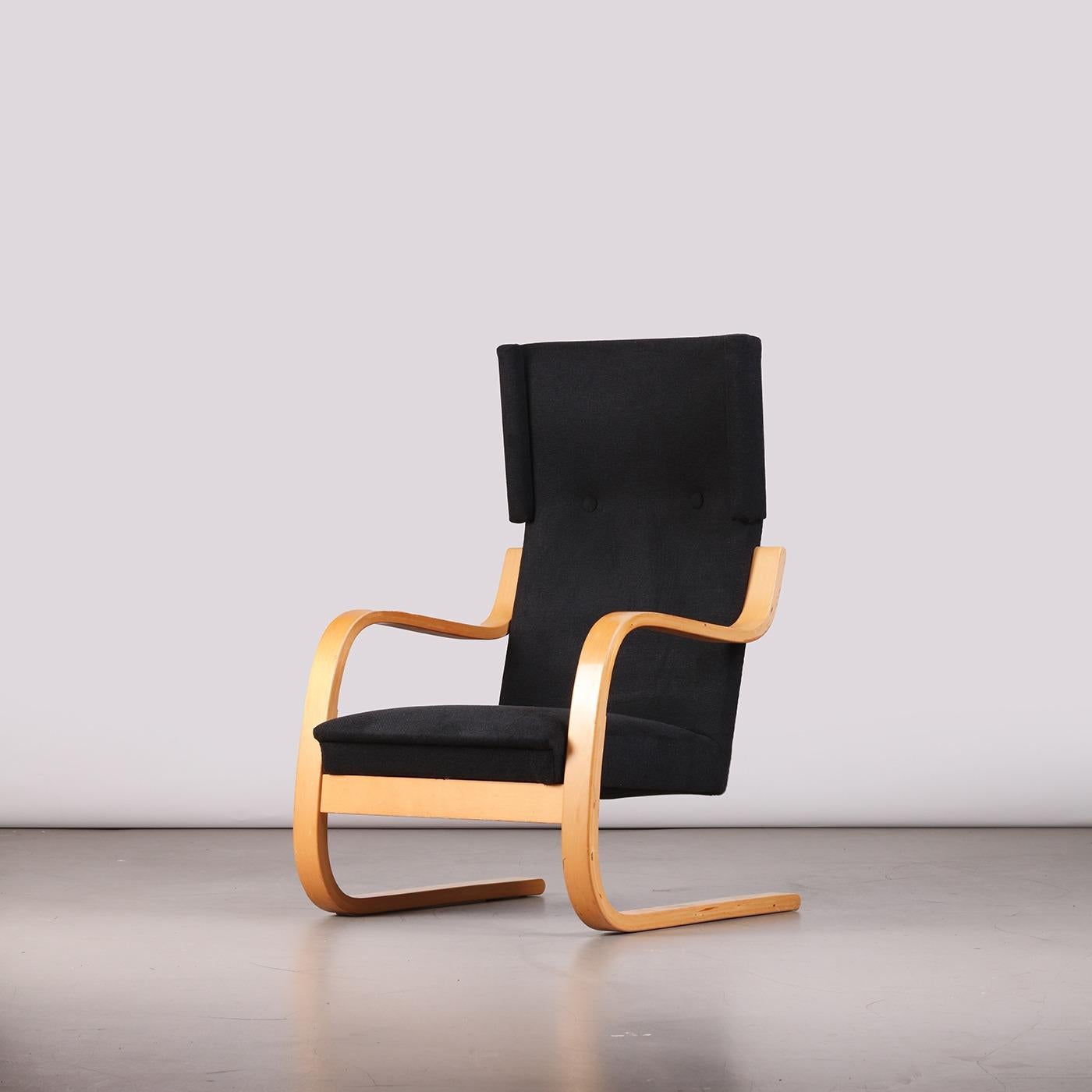 Alvar Aalto '36/401' Cantilever Armchairs in Birch and Black Fabric, 1950s im Zustand „Gut“ im Angebot in Prague, New Town