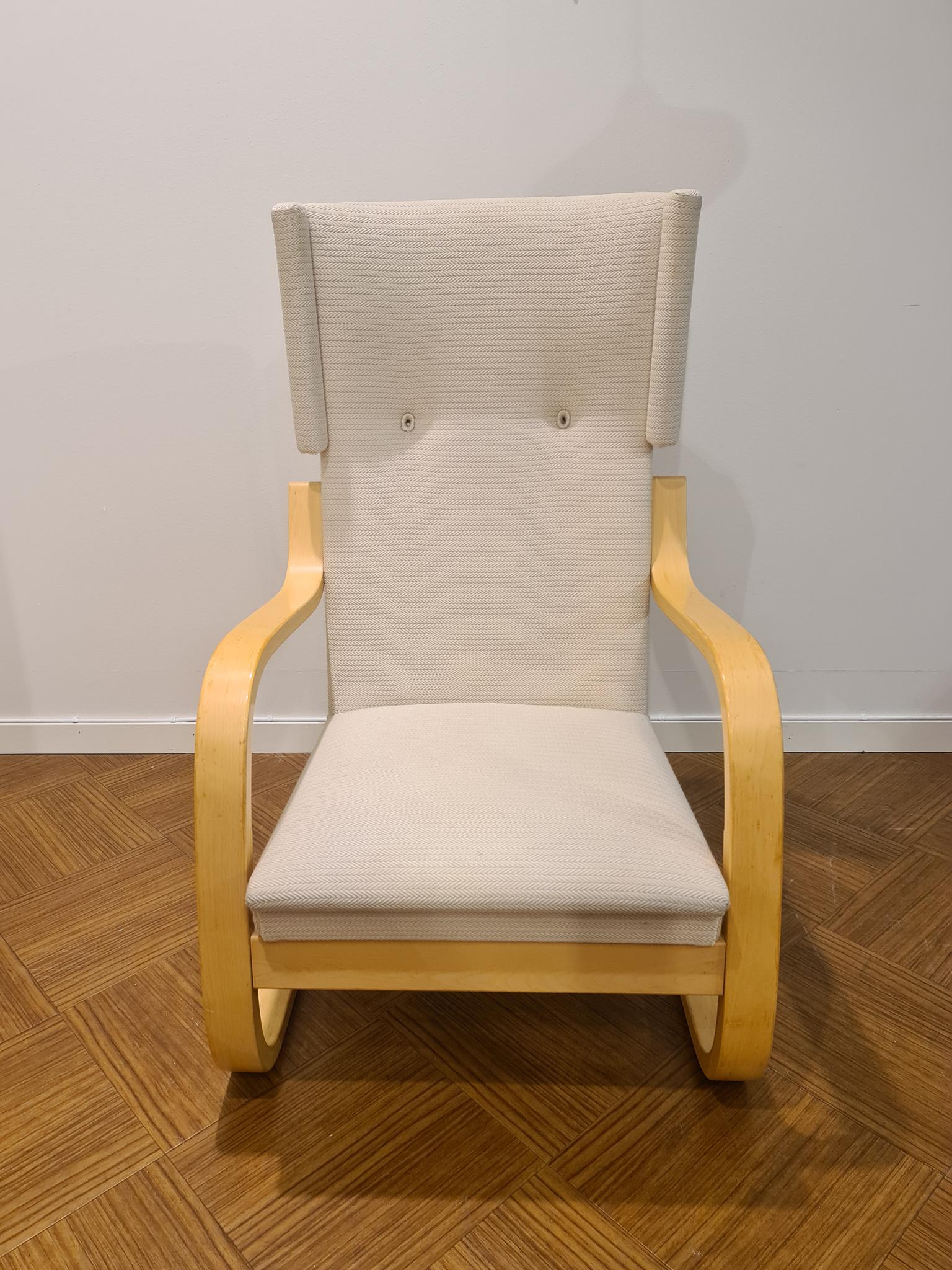 Alvar Aalto 401 Silla con respaldo Artek, Finlandia, 1970 Finlandés