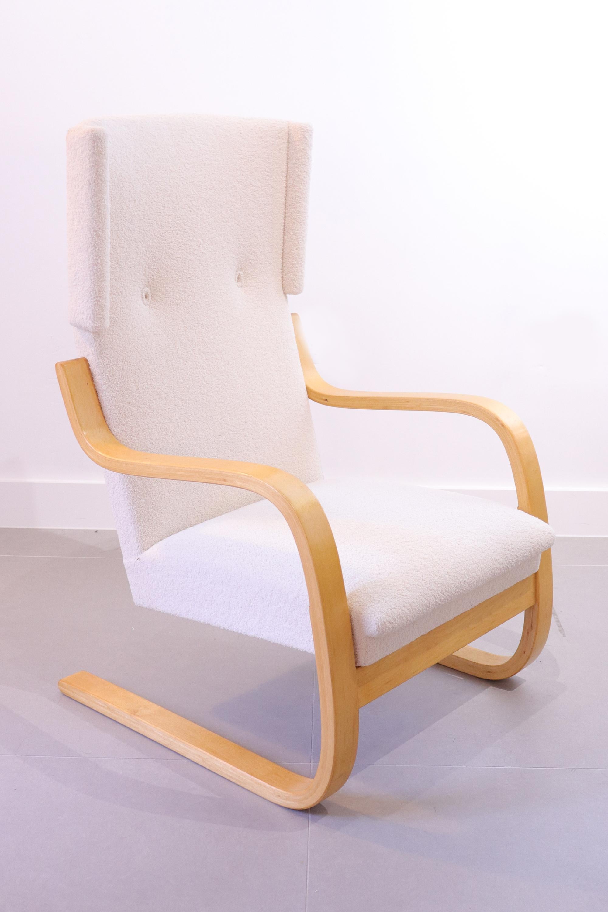 Finnish Alvar Aalto 401 Wingback Chair by Artek Finland, 1970s For Sale