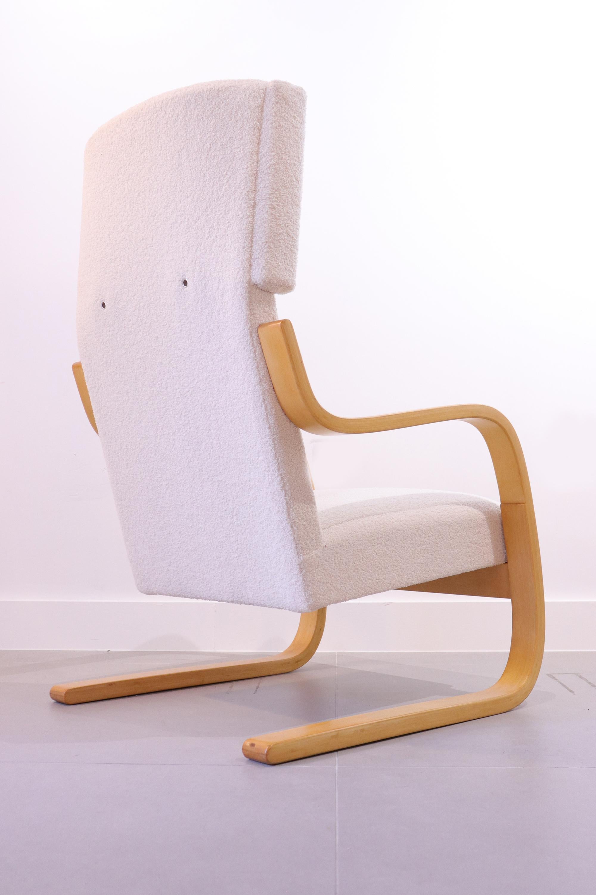 Alvar Aalto 401 Wingback Chair by Artek Finland, 1970s For Sale 1
