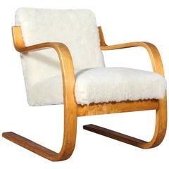 Fauteuil de la série 402 d'Alvar Aalto pour Artek, vers 1960, en laine de mouton