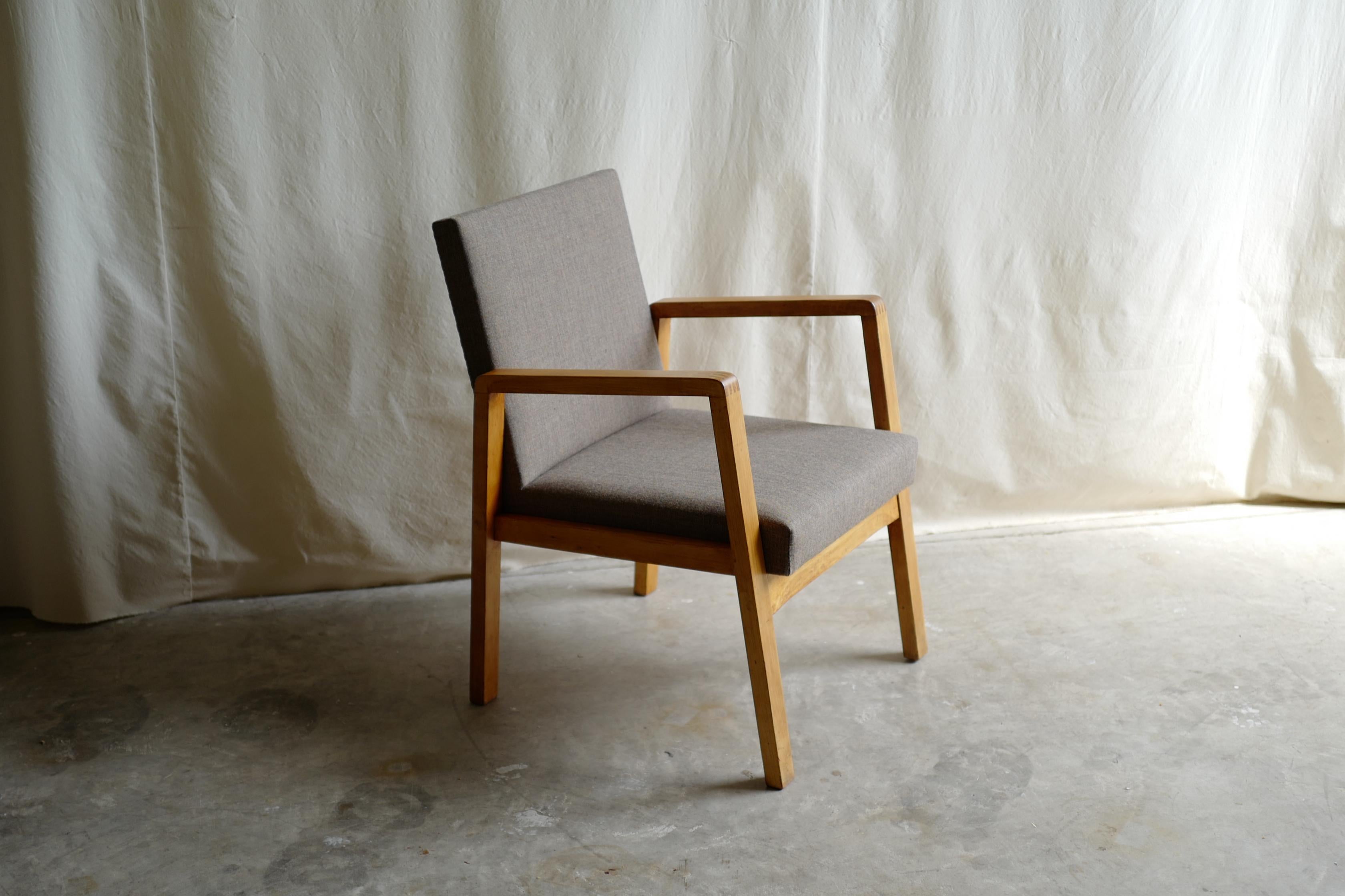 Woodwork Alvar Aalto 40s 403 Hallway Chair  For Sale