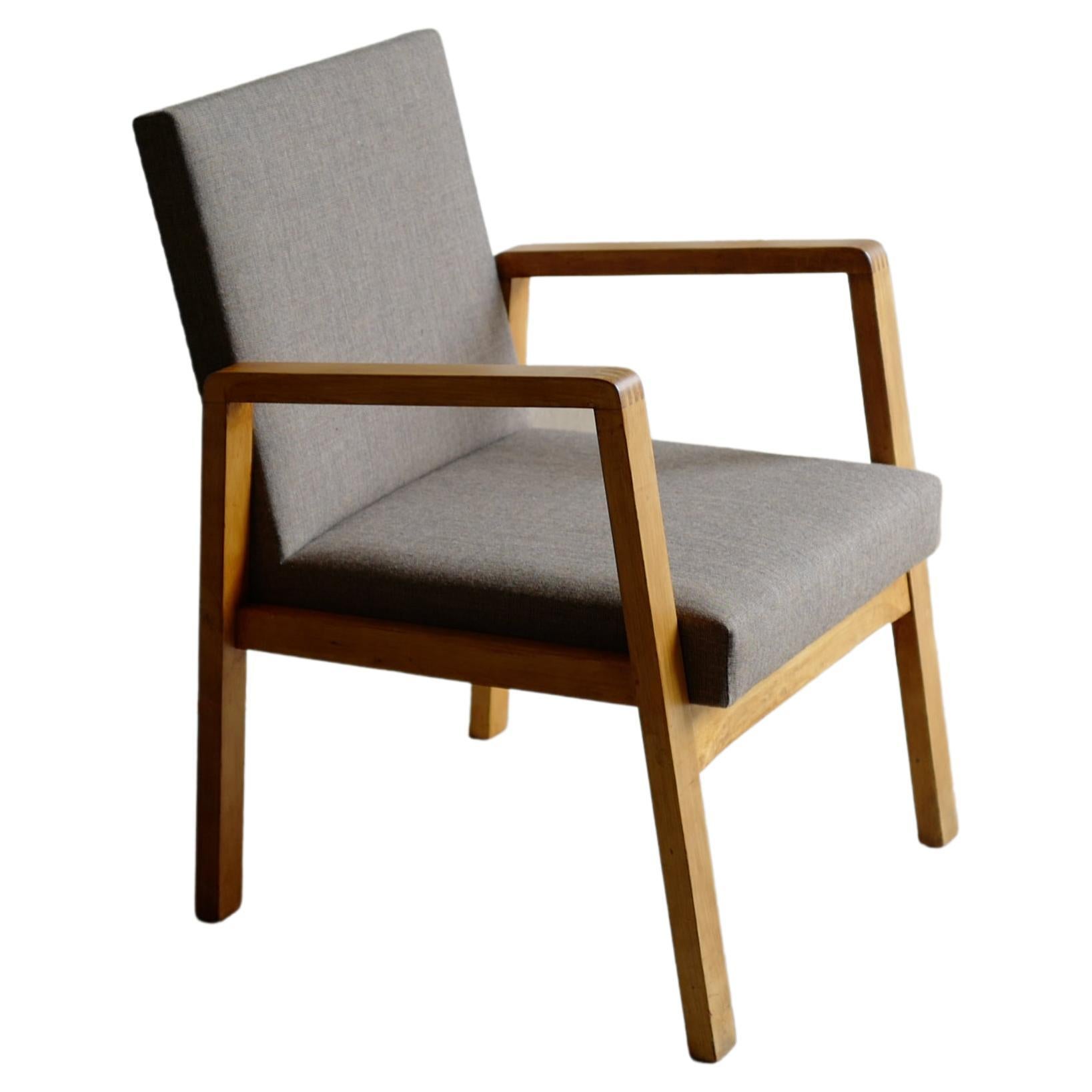 Alvar Aalto 40s 403 Hallway Chair  For Sale