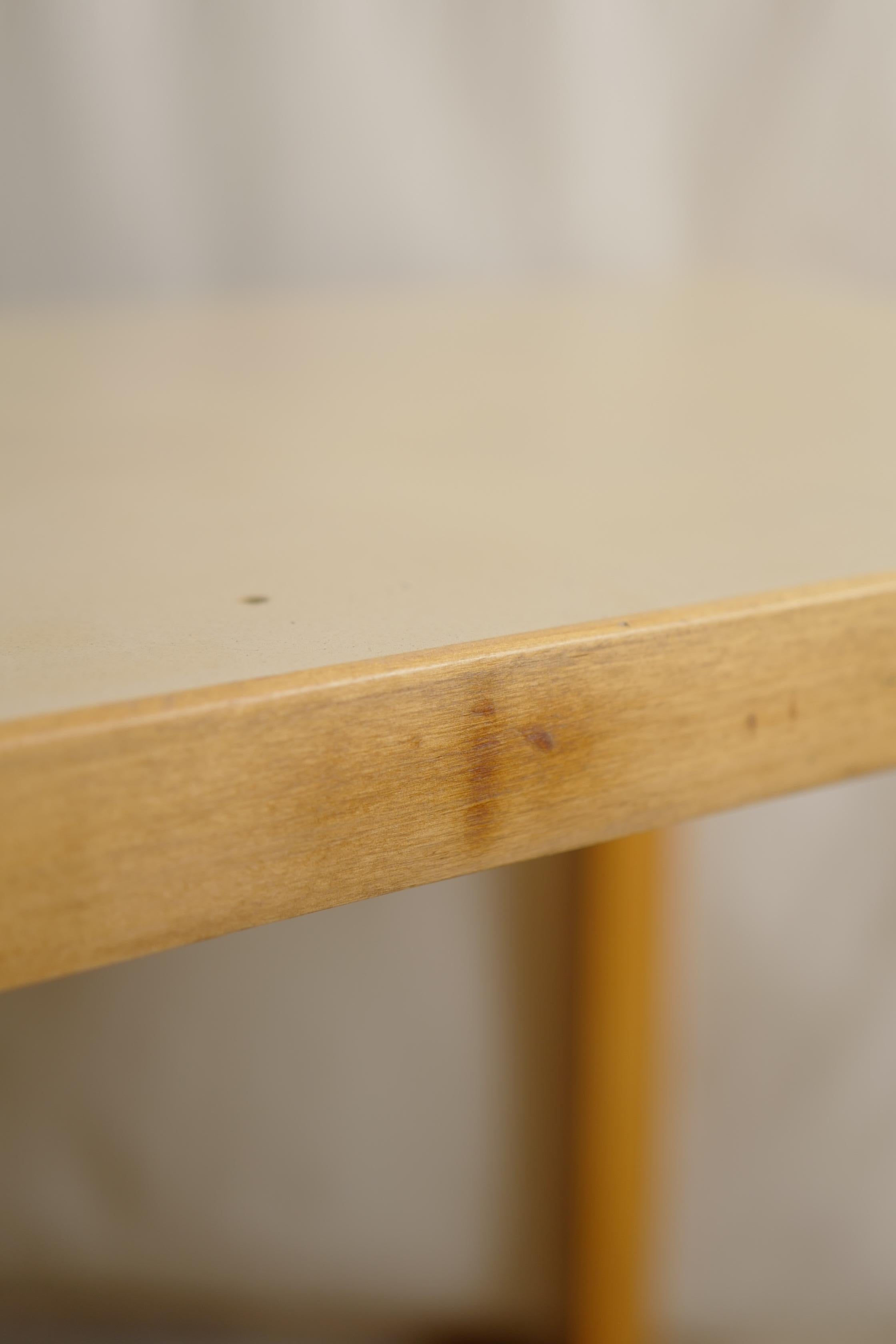 Mid-20th Century alvar aalto 50's beige linoleum table  For Sale