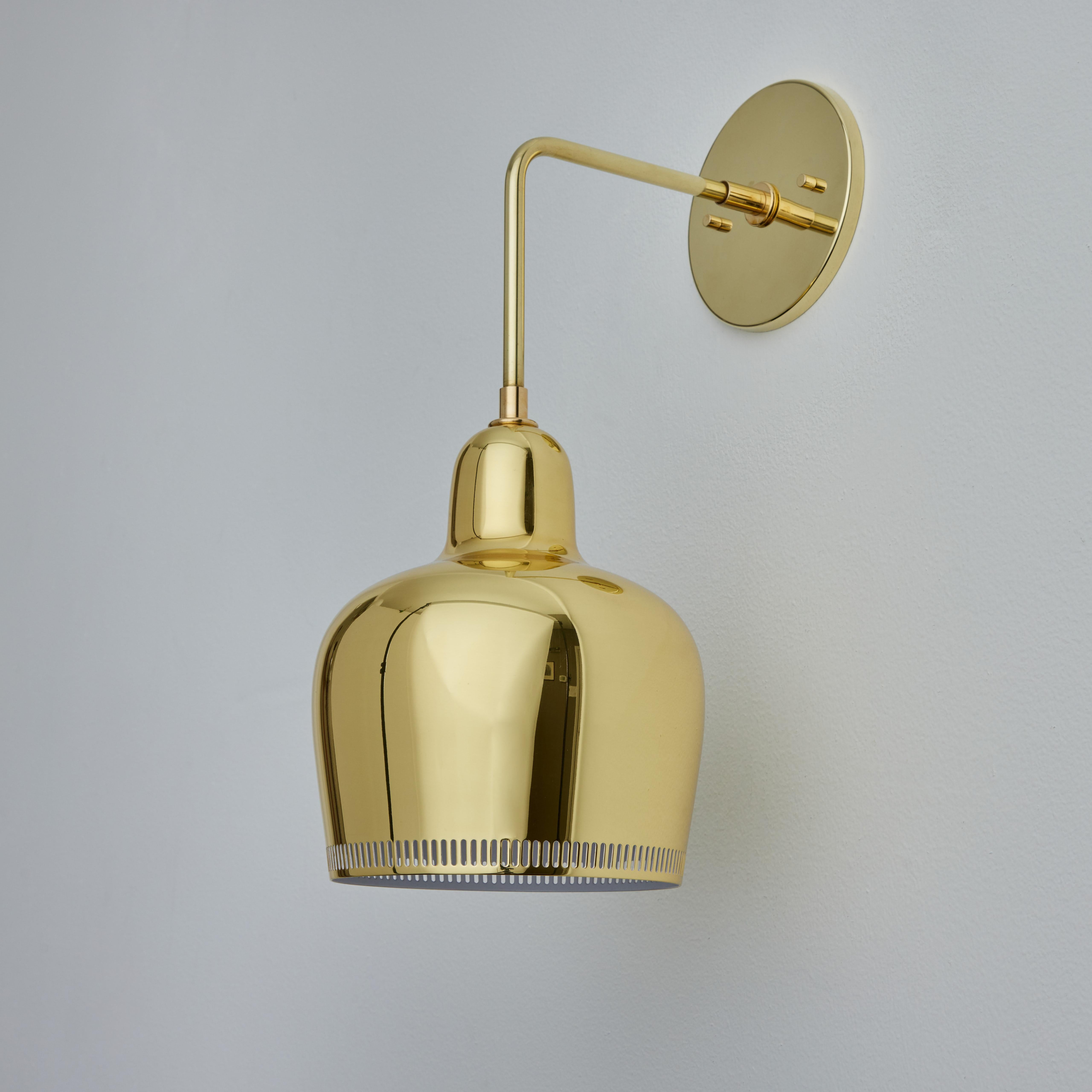 Alvar Aalto A330s Polished Brass Wall Light for Artek For Sale 1