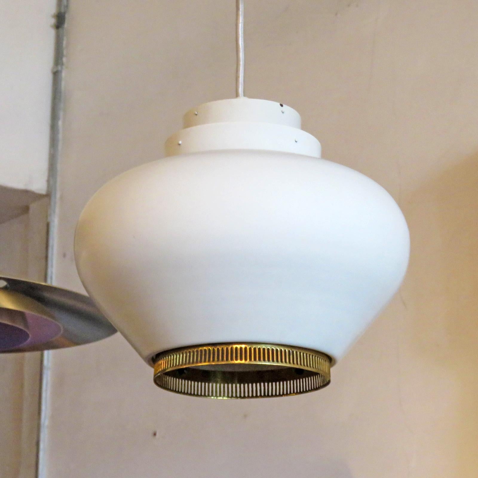 Scandinavian Modern Alvar Aalto A333 Pendant Light, 1950