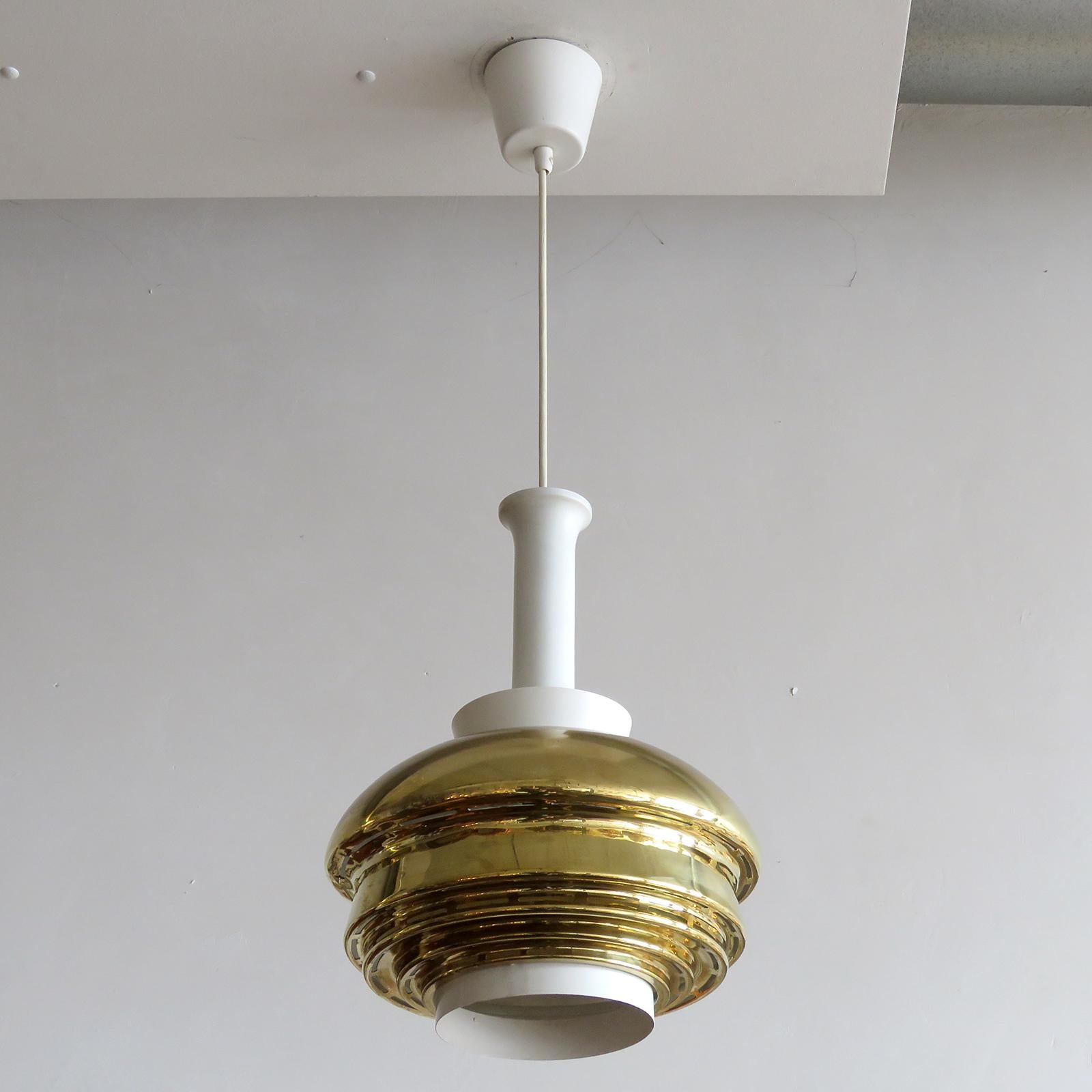 Scandinave moderne Lampe à suspension Alvar Aalto A335B, Valaisinpaja Oy, 1952 en vente