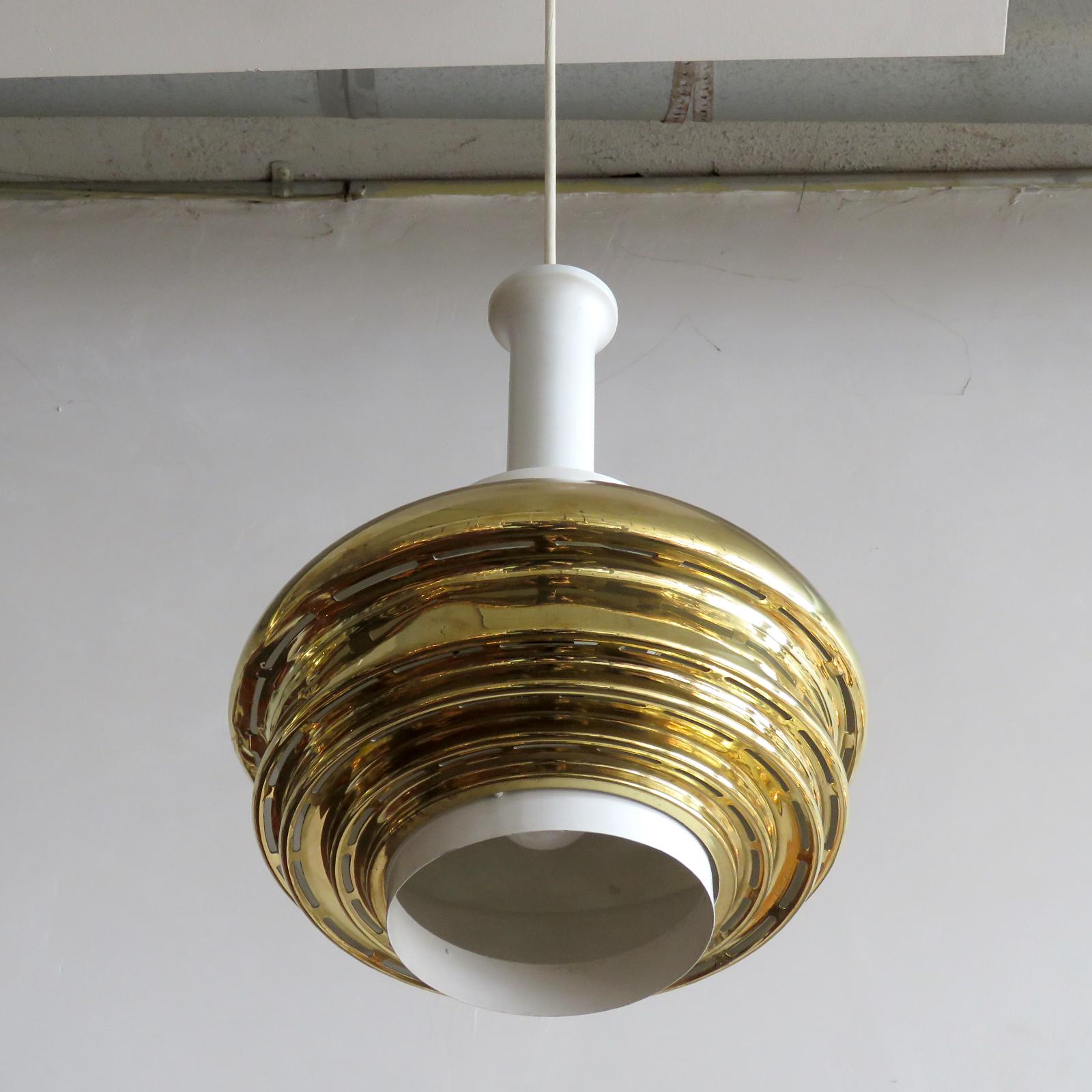 Émaillé Lampe à suspension Alvar Aalto A335B, Valaisinpaja Oy, 1952 en vente