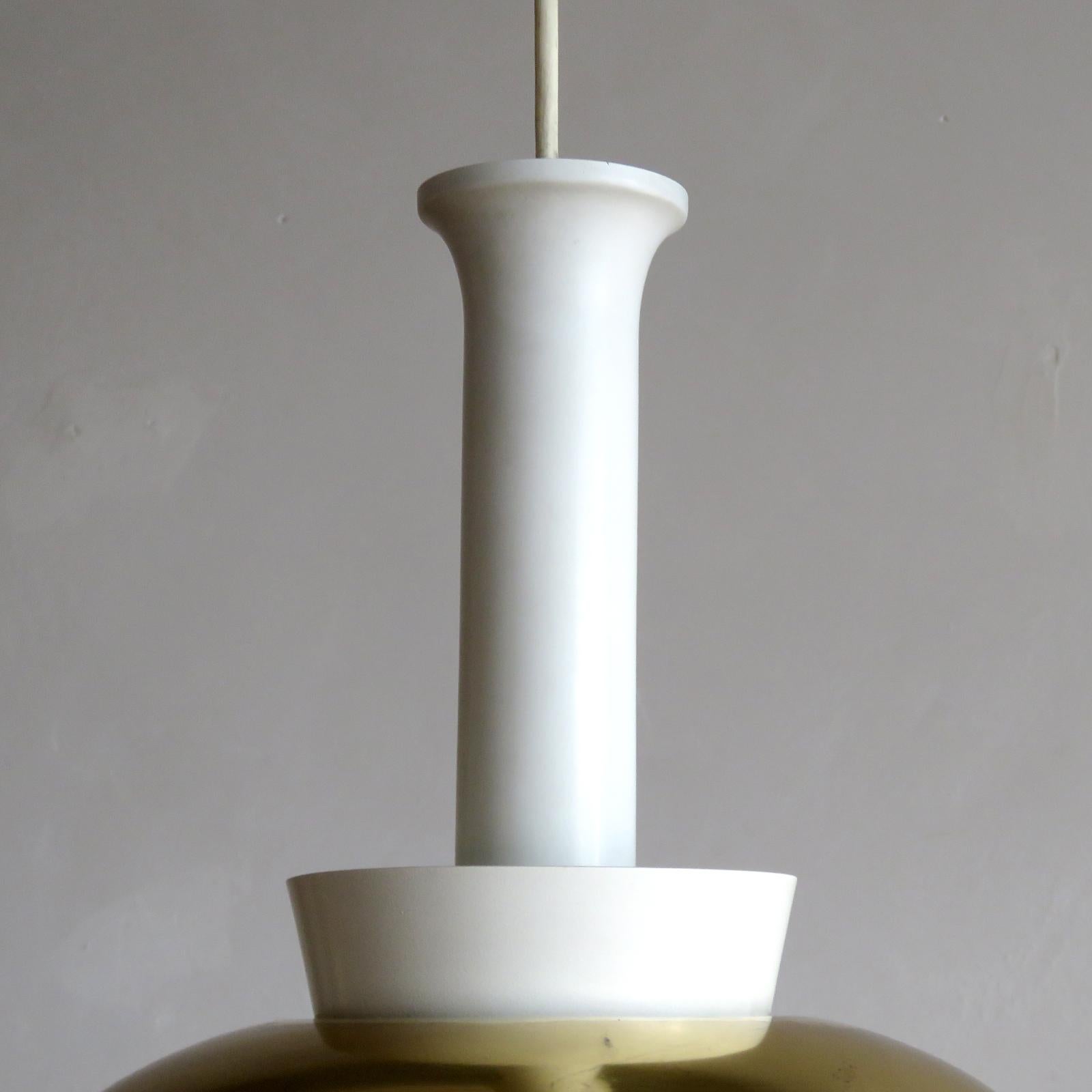 Milieu du XXe siècle Lampe à suspension Alvar Aalto A335B, Valaisinpaja Oy, 1952 en vente