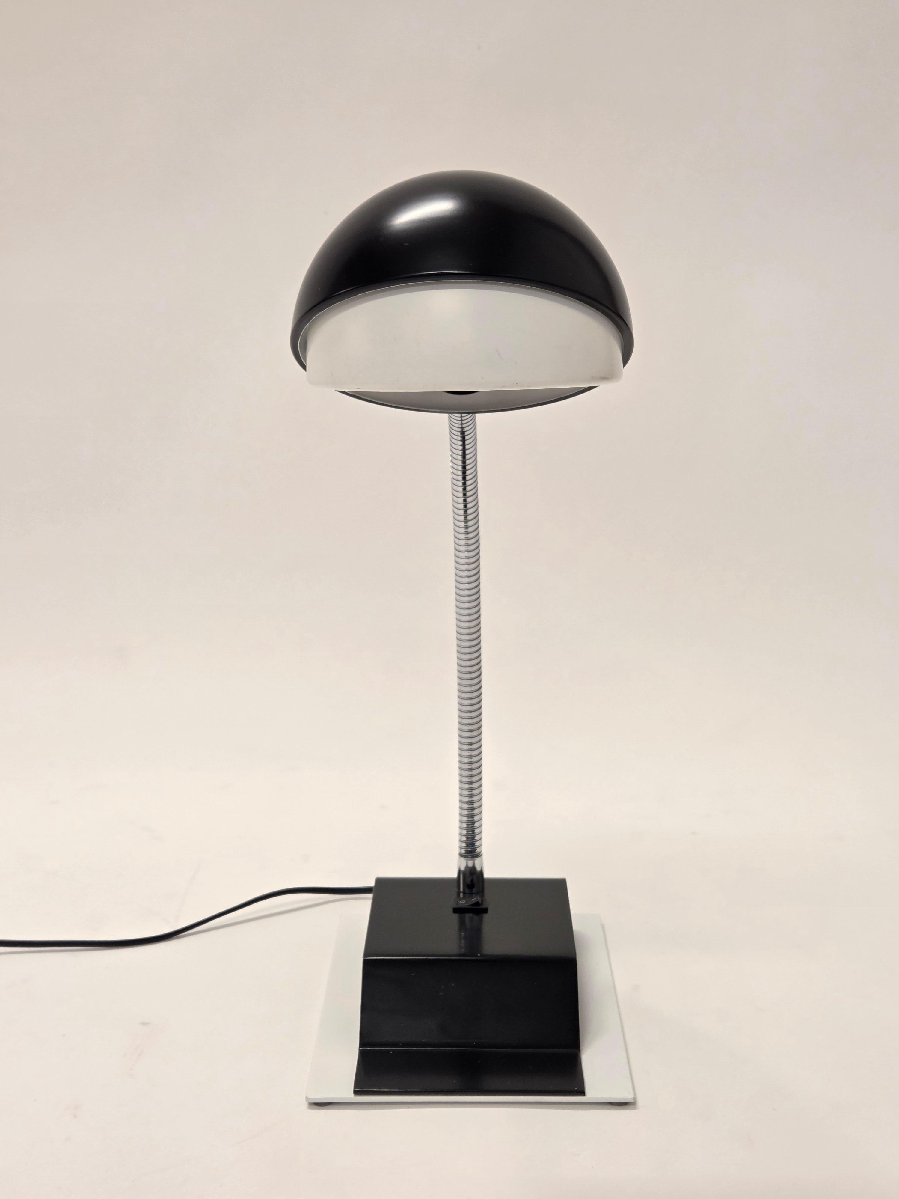 Alvar Aalto A703 Table Lamp for Artek im Angebot 3