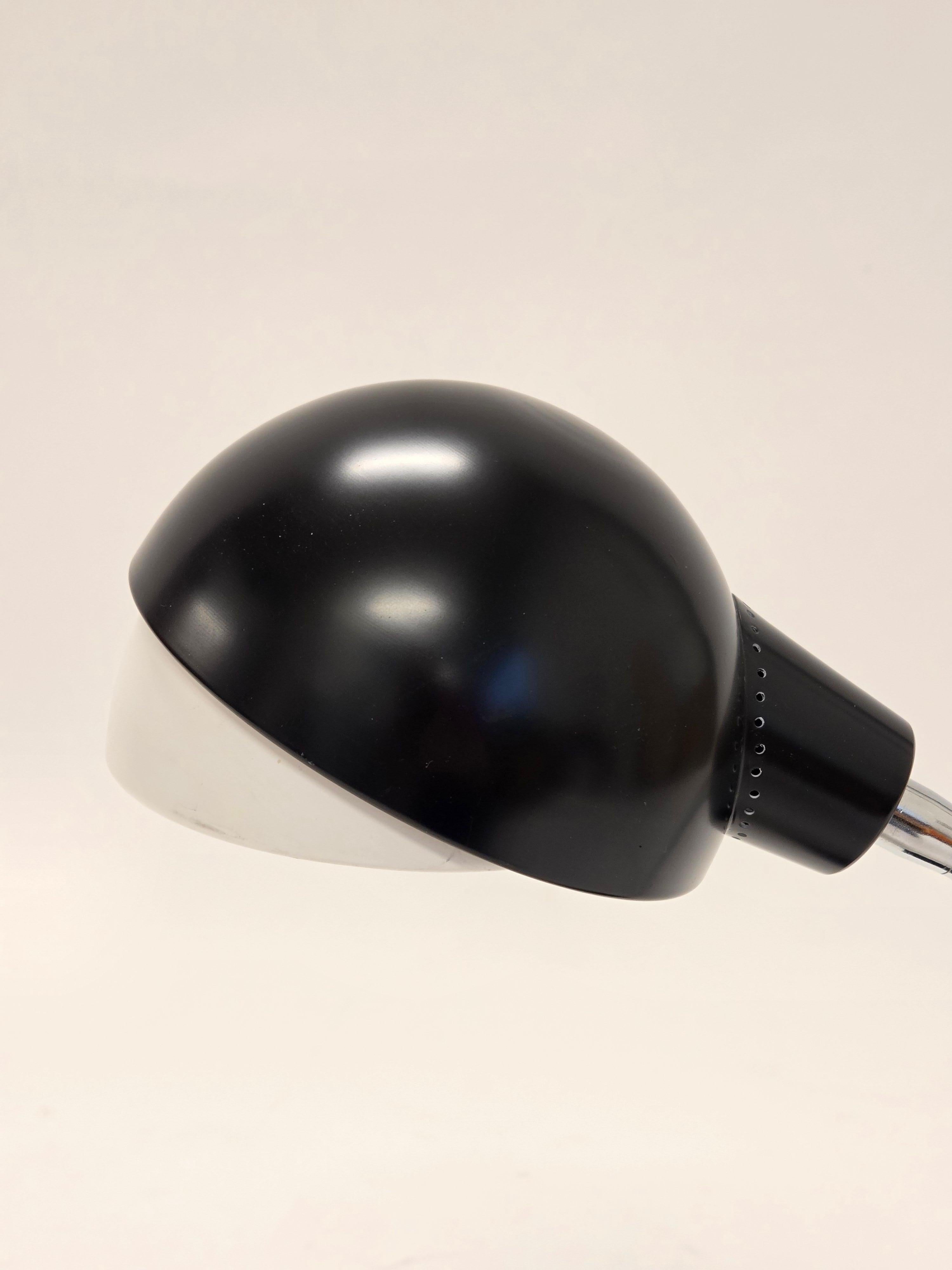 Alvar Aalto A703 Table Lamp for Artek (Finnisch) im Angebot