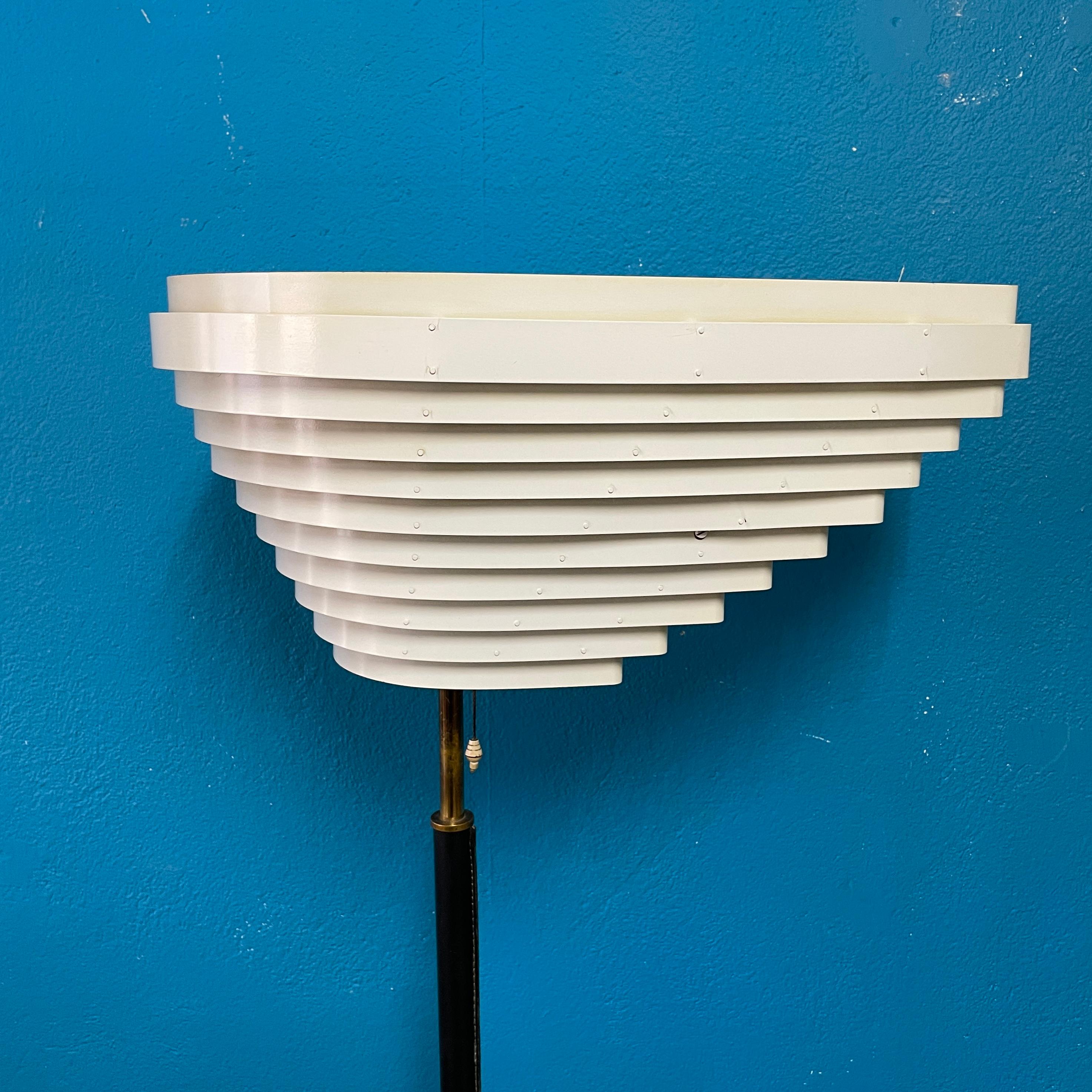 Finnish Alvar Aalto A805 Angel Wing Floor Lamp, Early Version, Valaistustyö Ky Finland