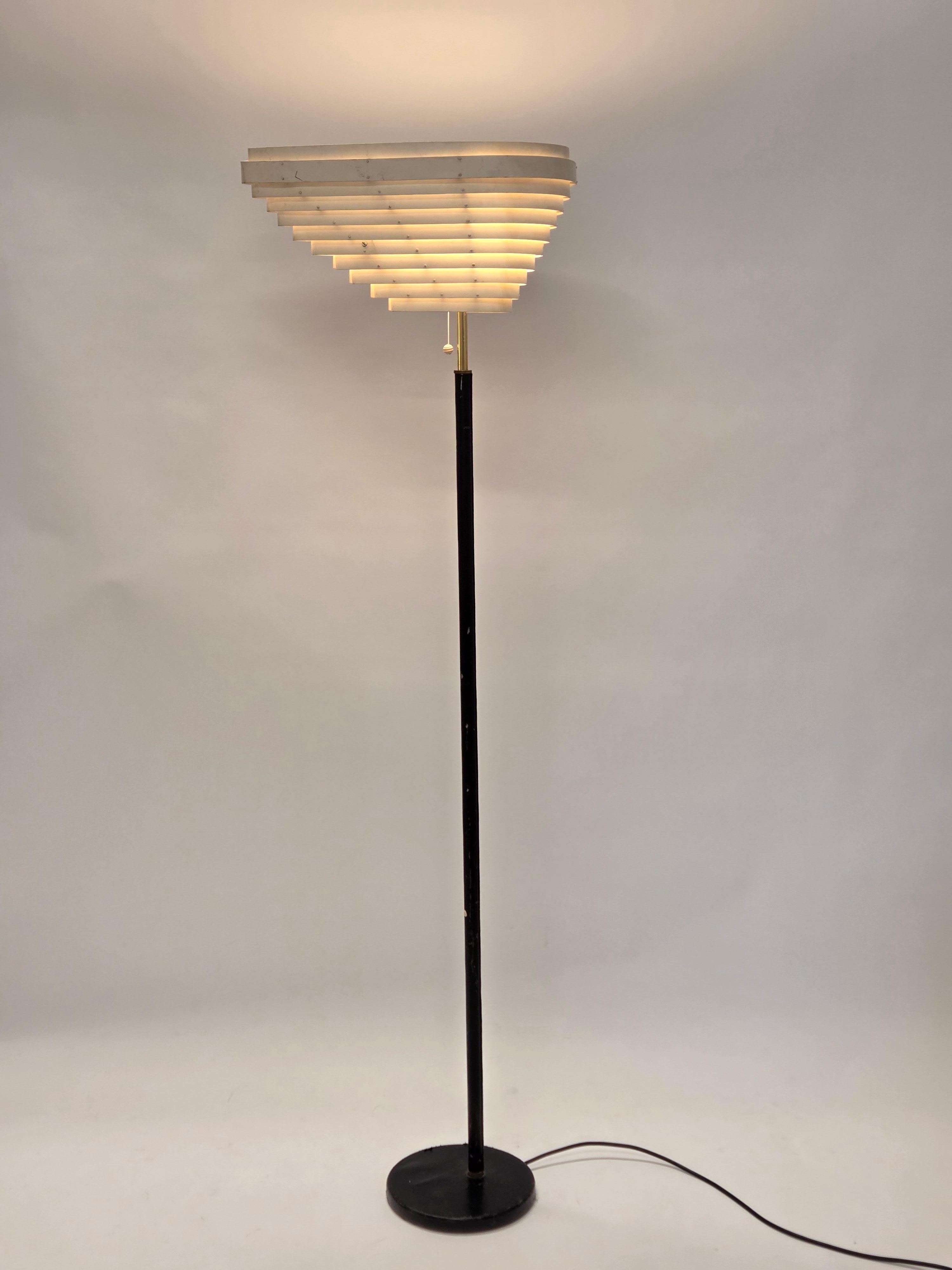 Early Artek A805 