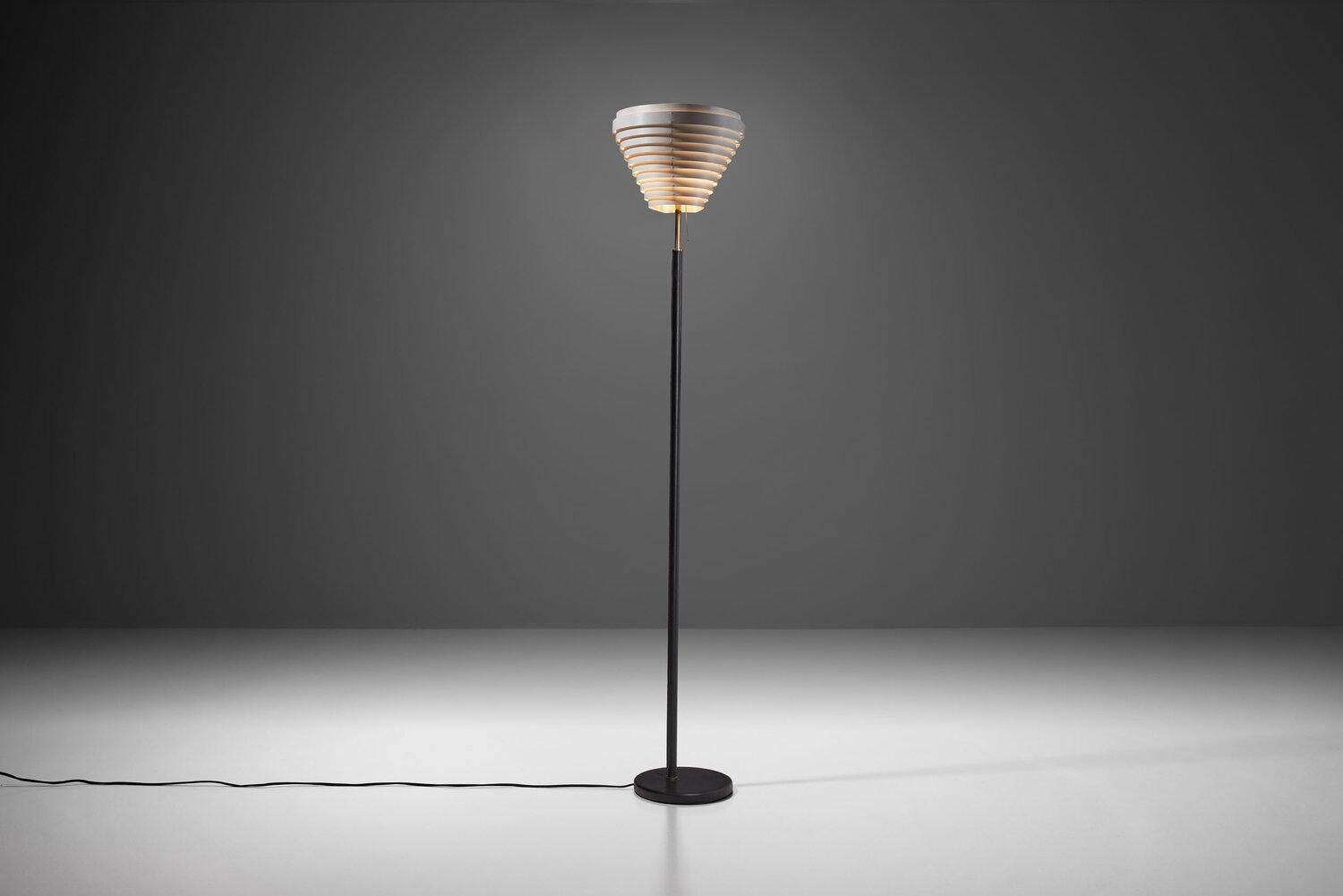 Mid-20th Century Alvar Aalto “Angel Wing” Floor Lamp for Valaistustyö Ky, Finland 1954