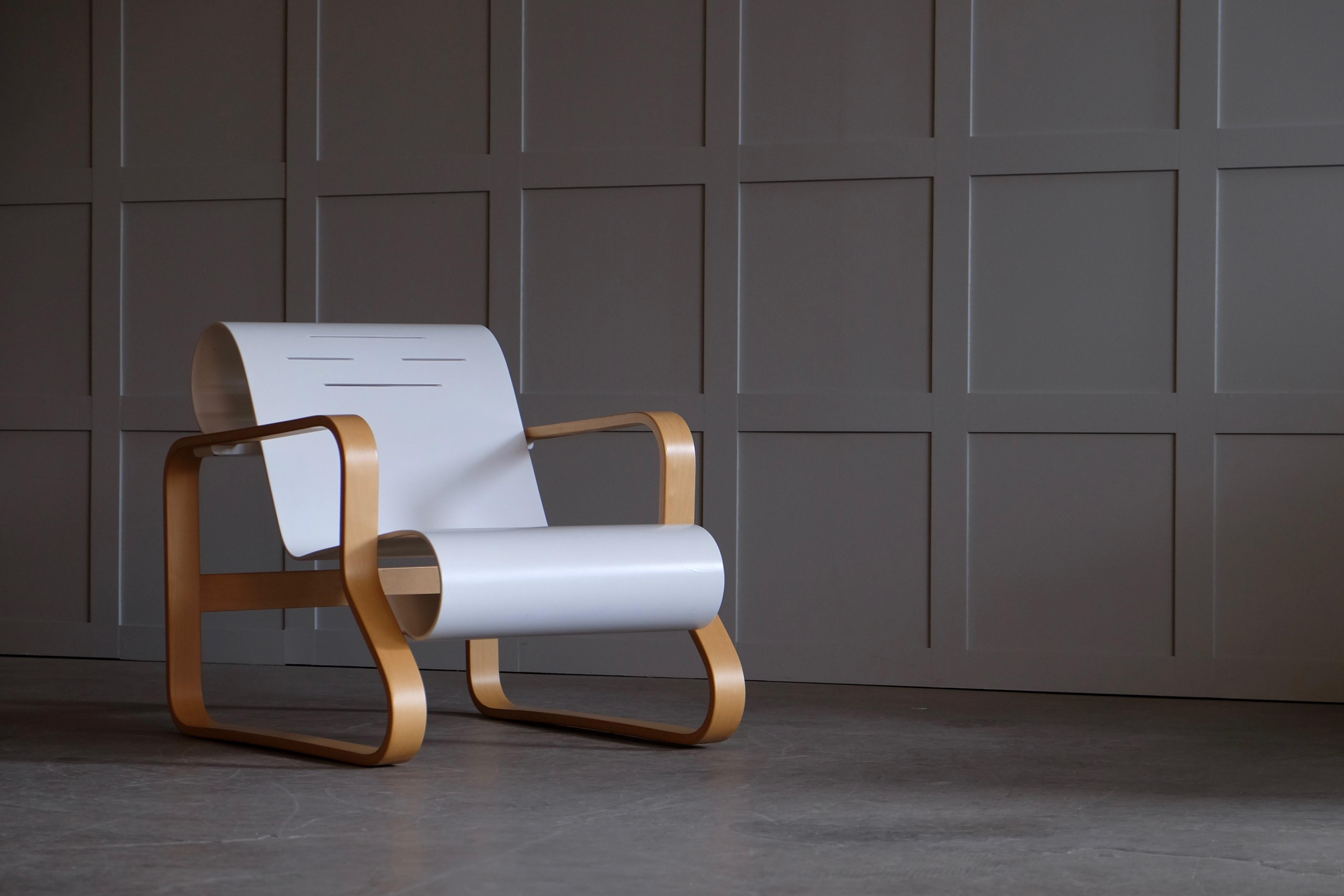 Produced late 1970s by Artek. Excellent condition, no signs of usage. Designed by Alvar Aalto in 1932, Armchair 41 was created for the interior of a tuberculosis sanatorium in the Finnish city of Paimio and is considered one of Aalto’s