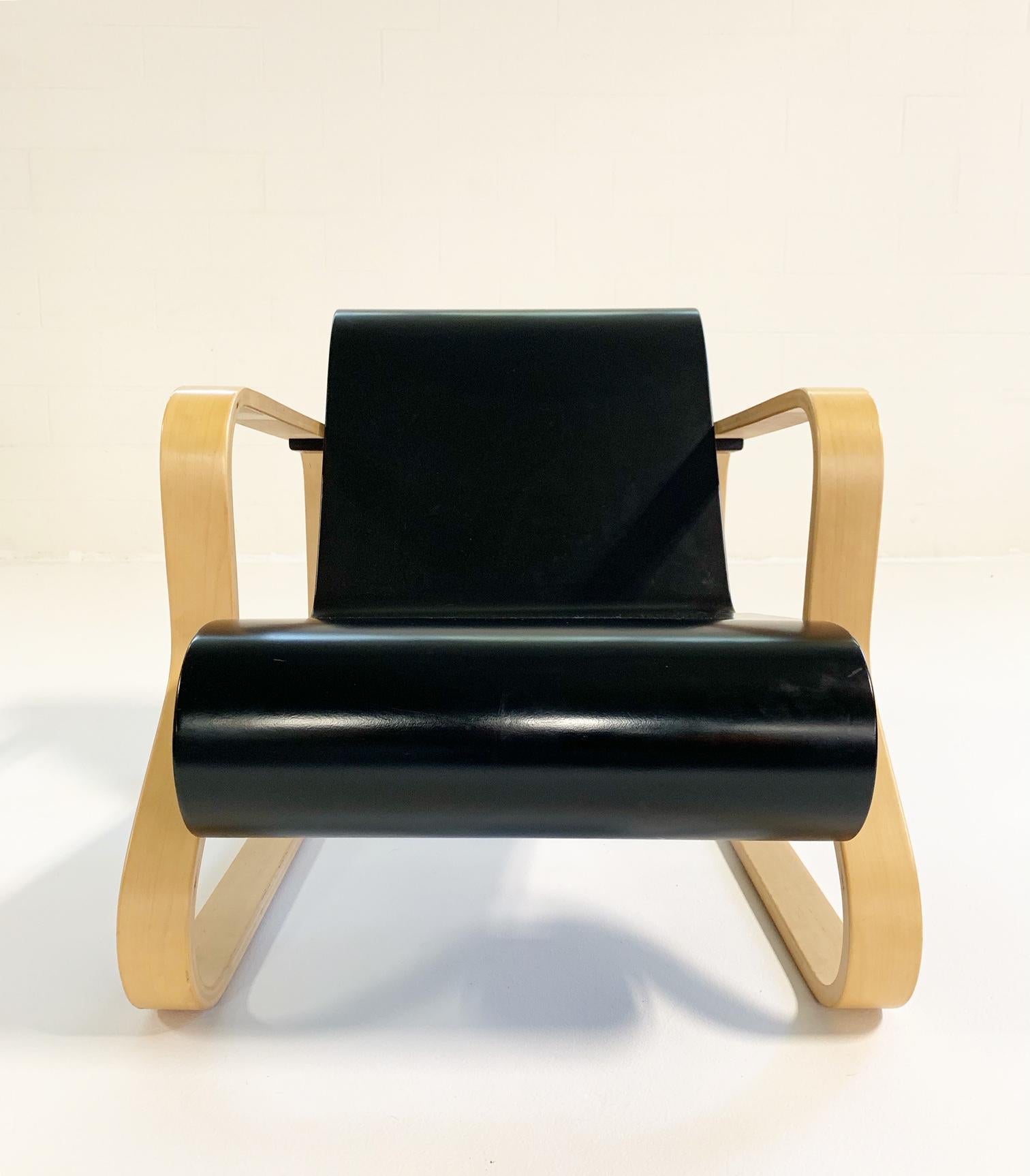 Scandinavian Modern Alvar Aalto Armchair 41 