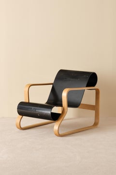 Alvar Aalto Armchair 41 "Paimio" Produced by Artek, 1963