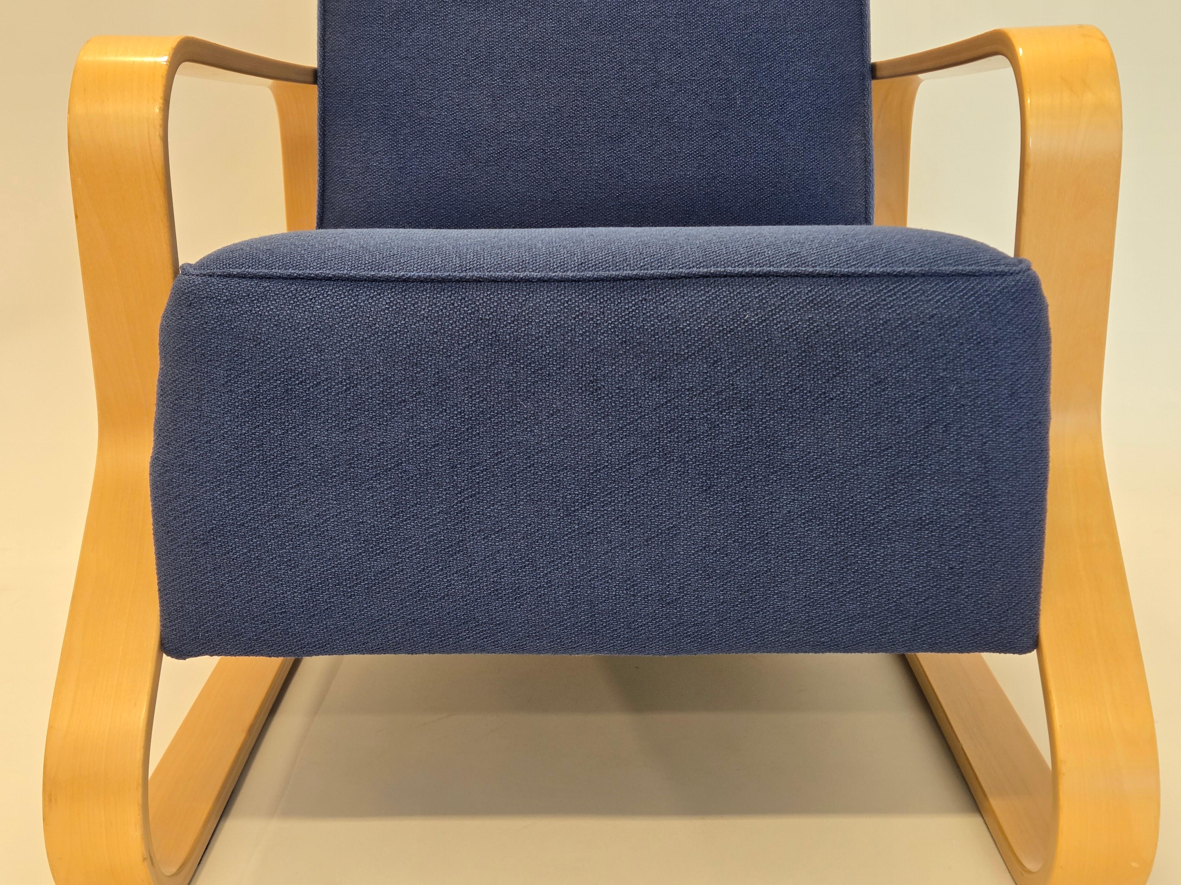 Alvar Aalto Armchair 44 by Artek in vendita 7