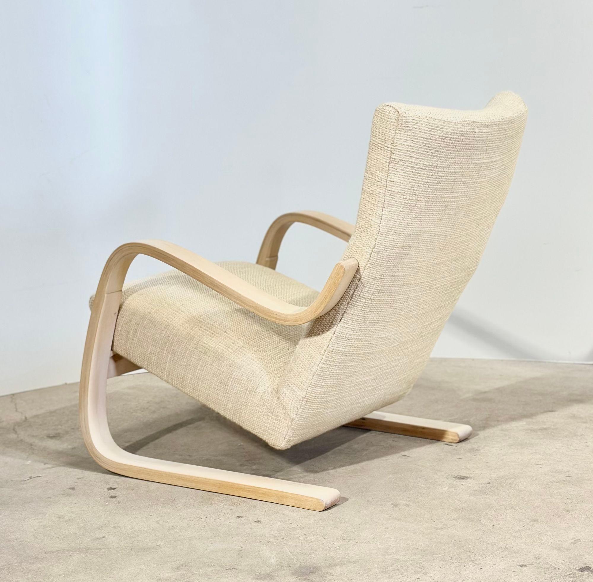 Sillón Alvar Aalto Modelo 401, Finlandia 1940 Moderno de mediados de siglo en venta