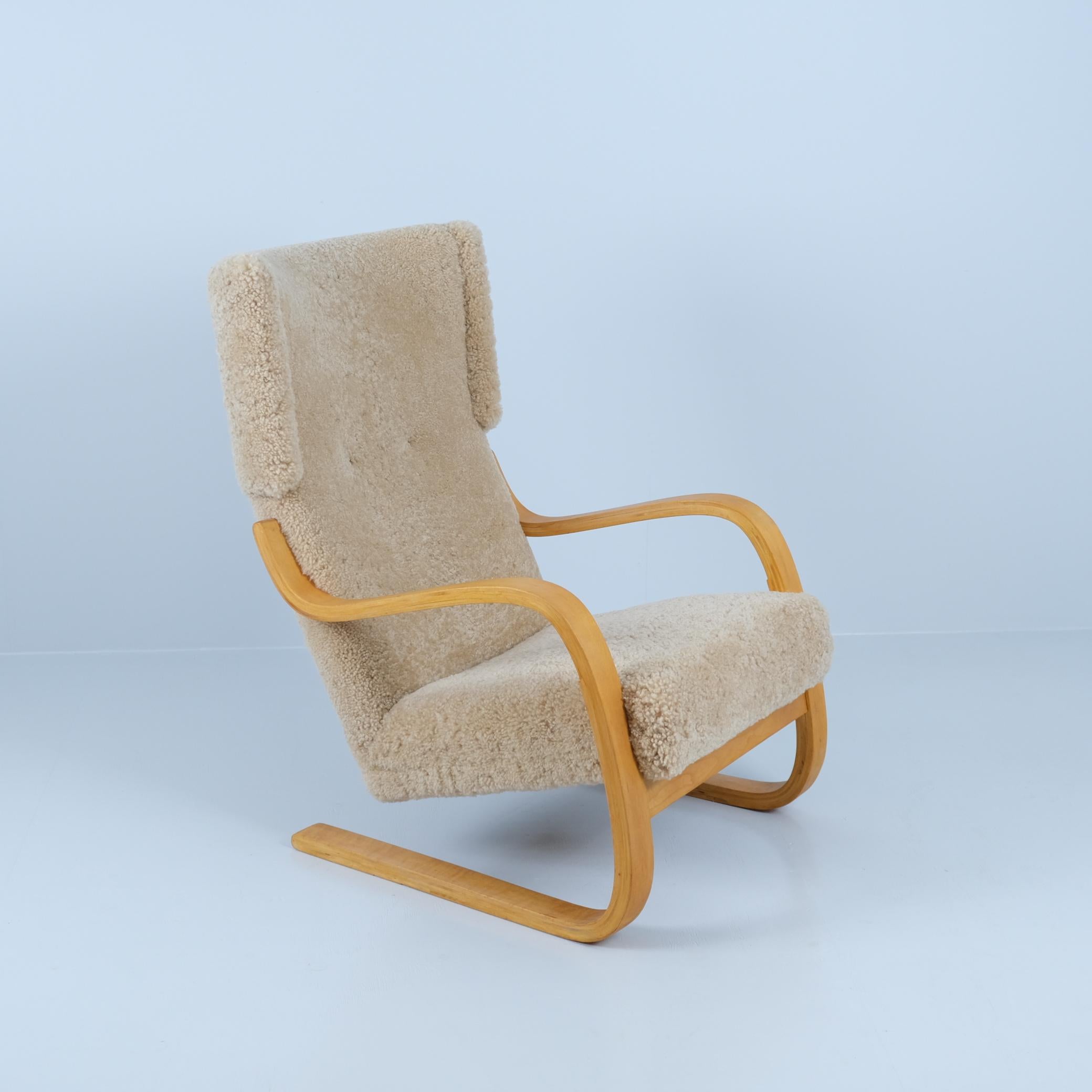 Alvar Aalto Sessel Modell 401 aus Birke und Honey Schafsleder, Artek 1950er Jahre im Angebot 1