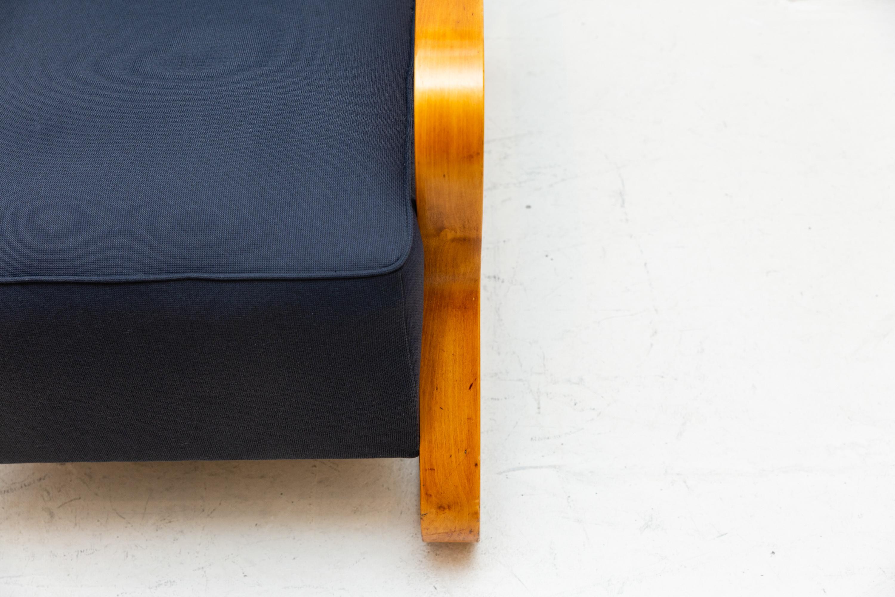Poltrona Alvar Aalto, Modello 44, disegnata nel 1931-1932 In condizioni buone in vendita a Munich, DE