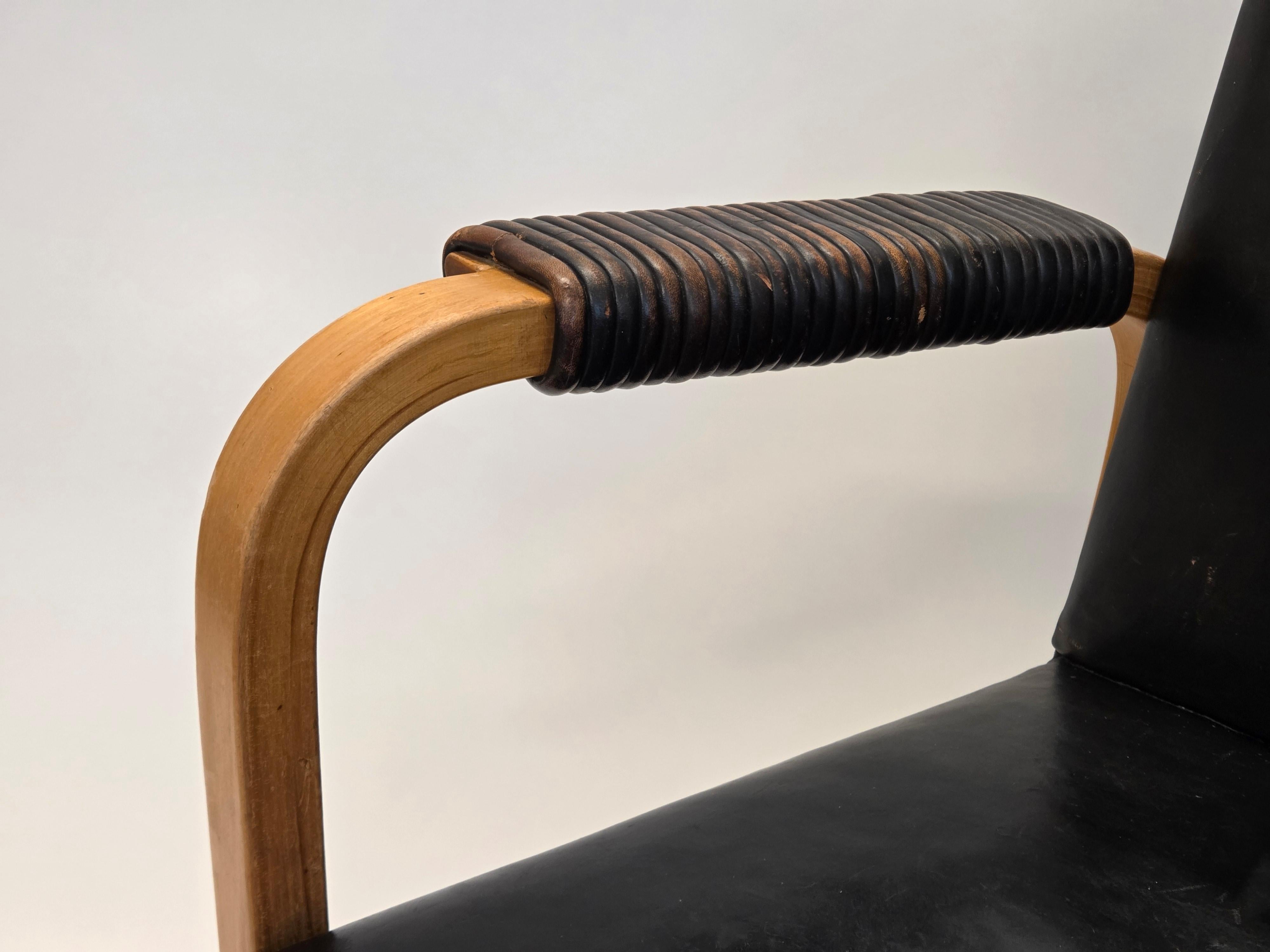 Alvar Aalto Sessel Modell 46 von Artek aus den 1950er Jahren (Finnisch) im Angebot