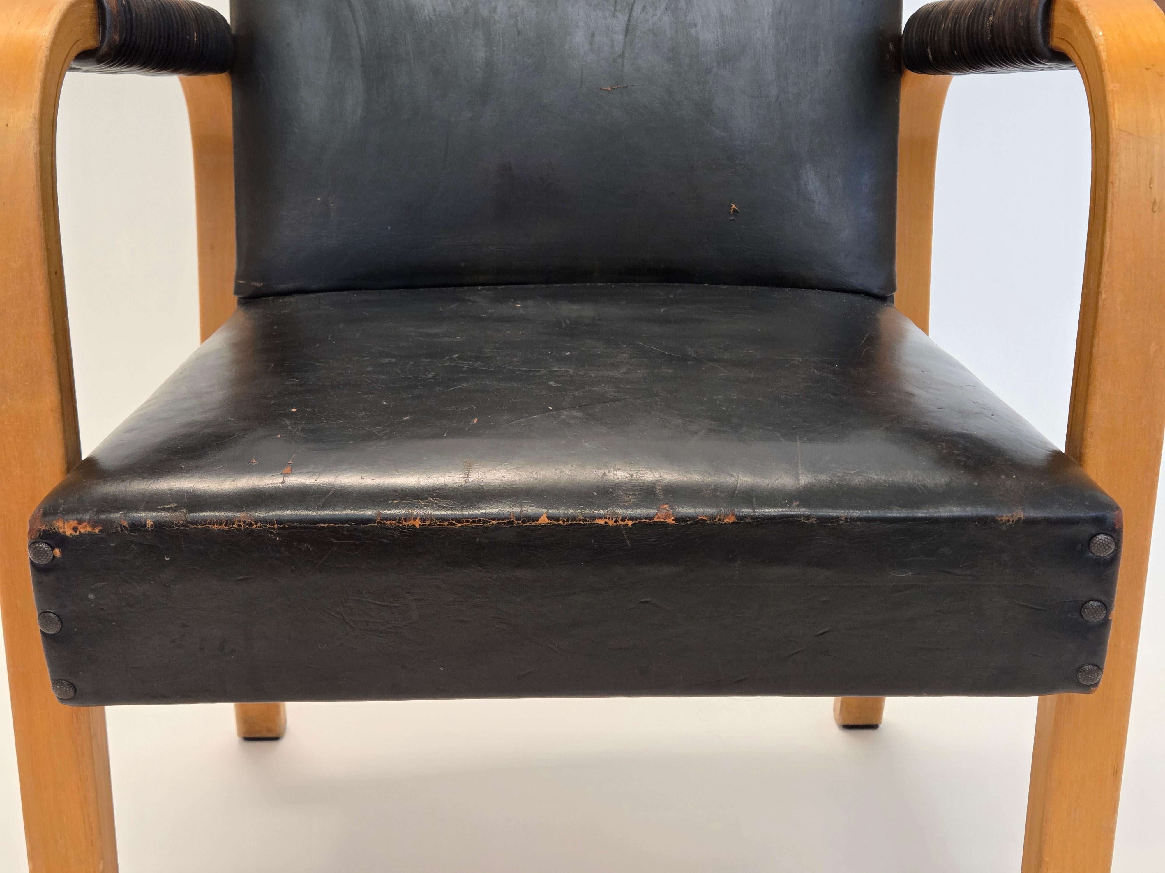 Alvar Aalto Sessel Modell 46 von Artek aus den 1950er Jahren im Angebot 1