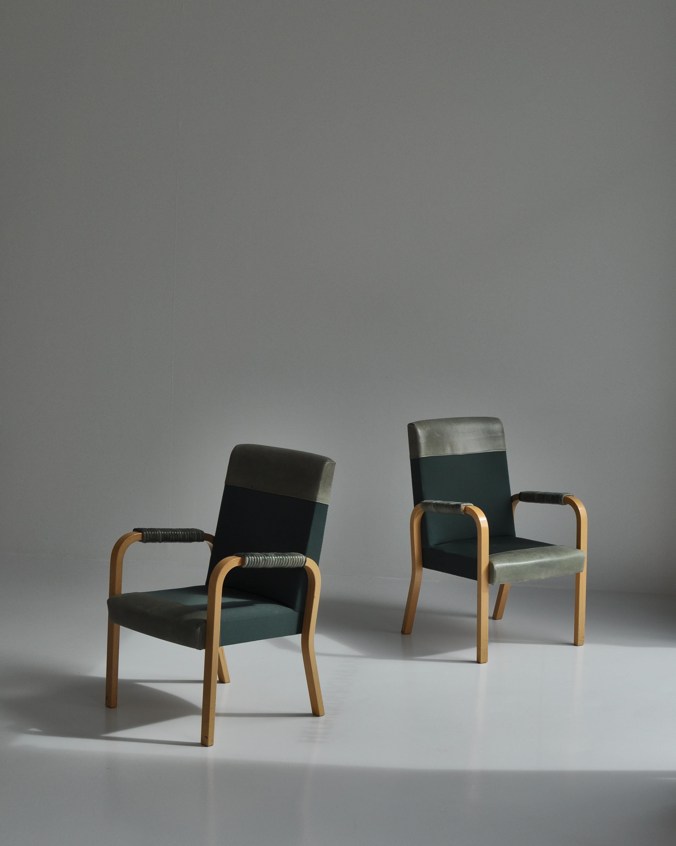 A set of rare Alvar Aalto chairs made for the Enso-Gutzeit (