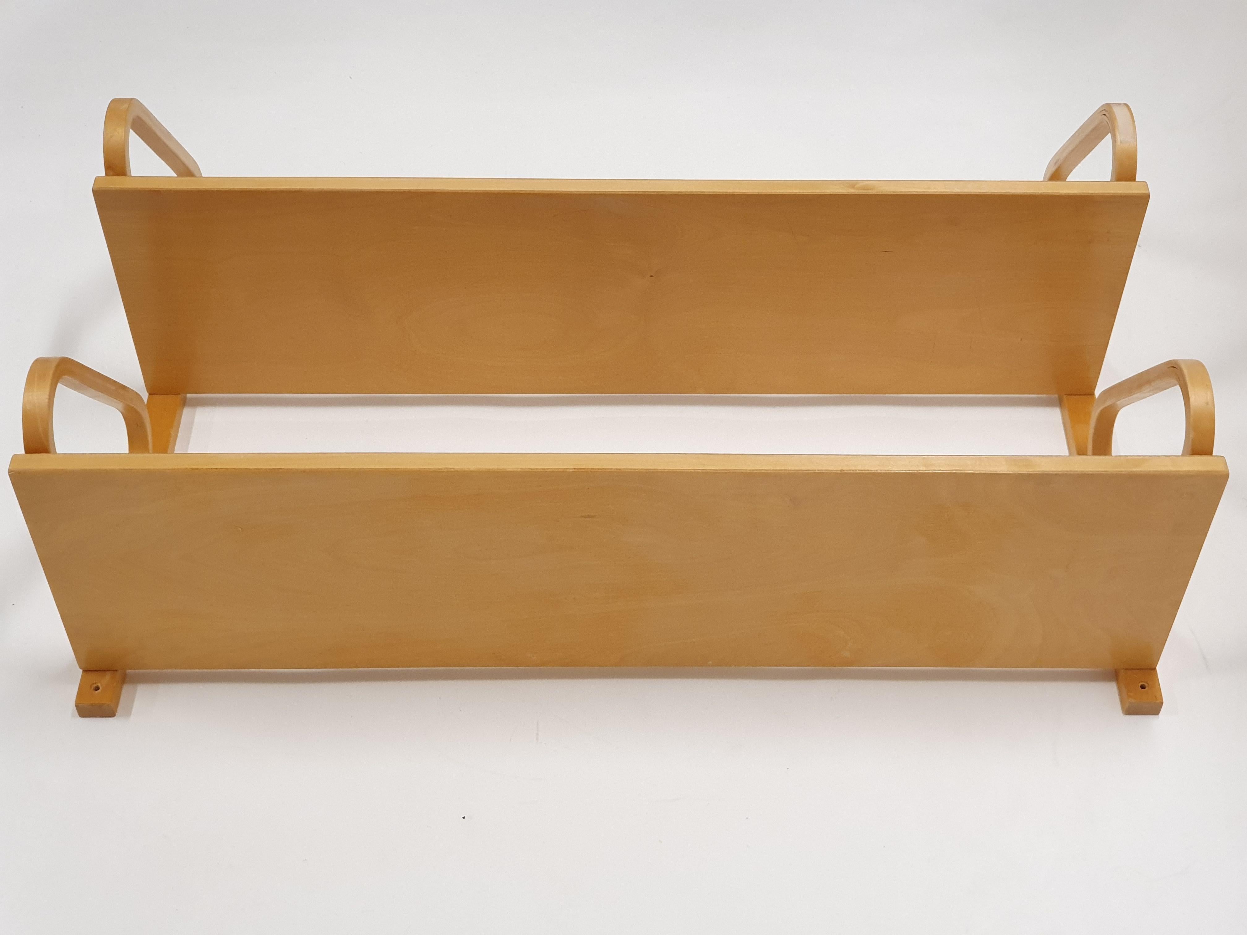Alvar Aalto Artek 112B-2 Regal 1960er Jahre (Mitte des 20. Jahrhunderts) im Angebot